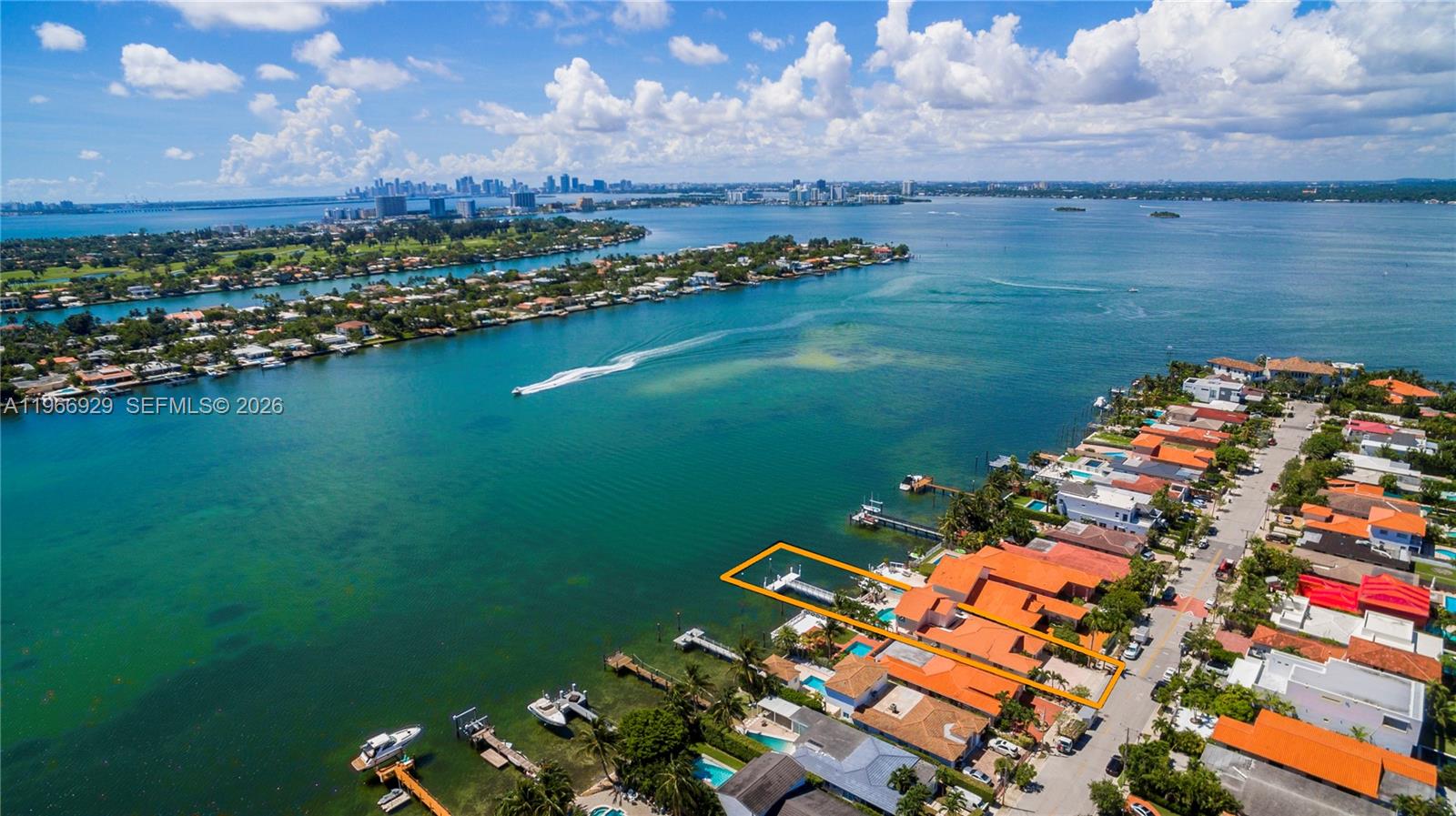 1400 Stillwater Dr, Miami Beach FL 33141