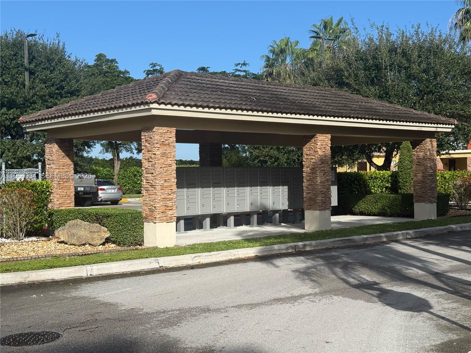 930 NE 34th Ave #201, Homestead FL 33033