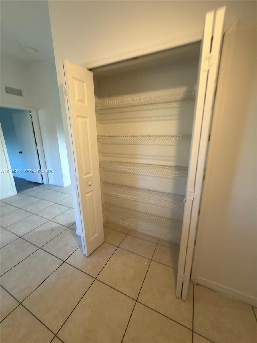 930 NE 34th Ave #201, Homestead FL 33033