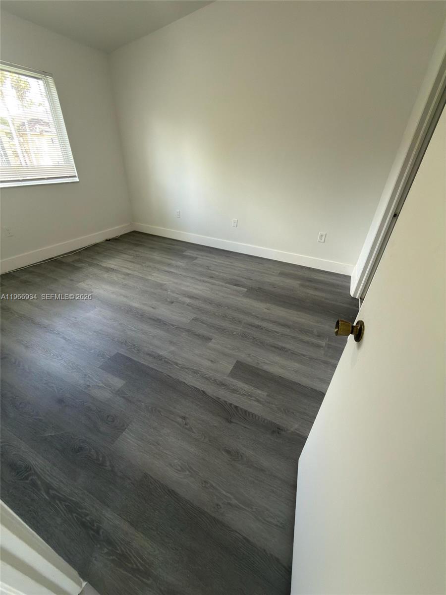 930 NE 34th Ave #201, Homestead FL 33033
