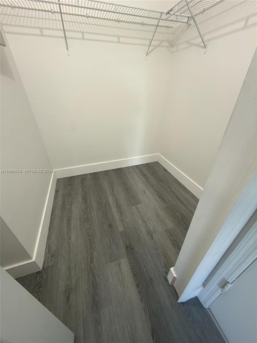930 NE 34th Ave #201, Homestead FL 33033