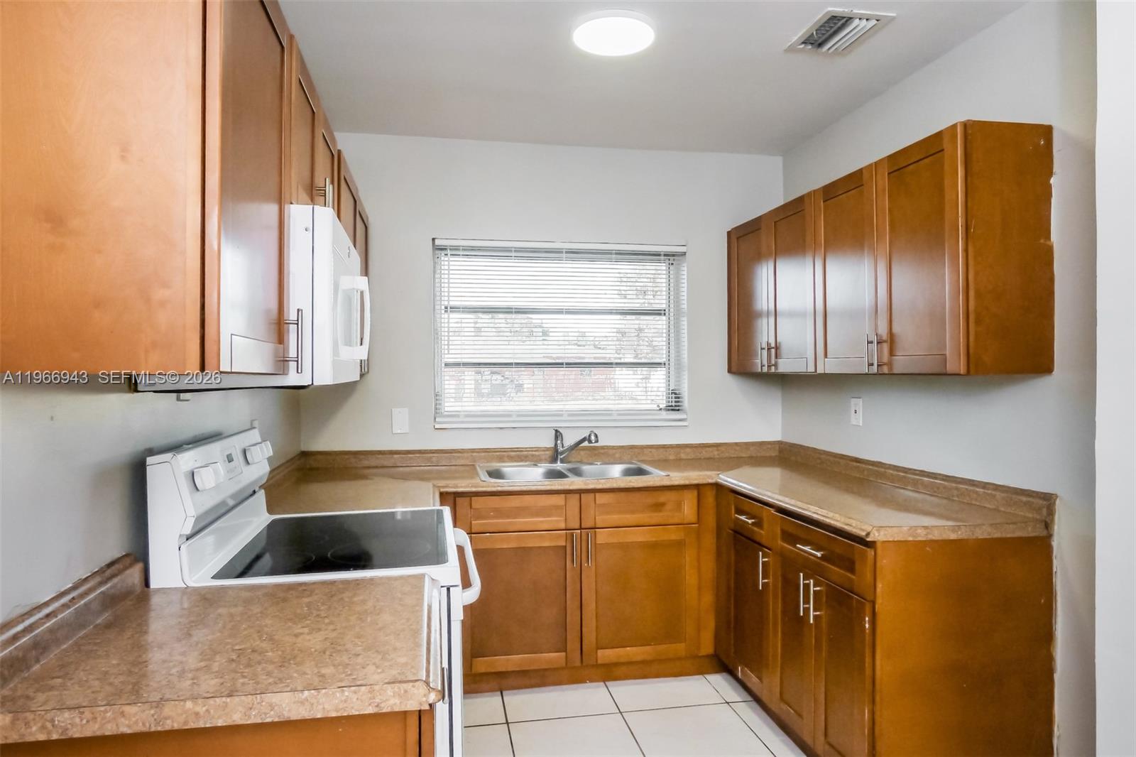 3010 NW 187th St, Miami Gardens FL 33056