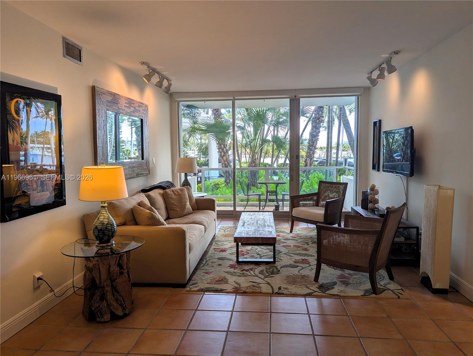 5161 Collins Ave #208, Miami Beach FL 33140