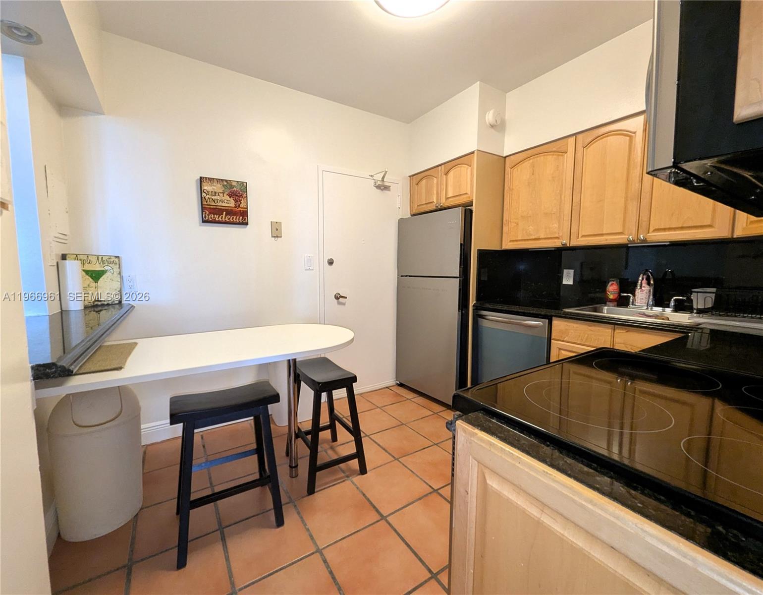 5161 Collins Ave #208, Miami Beach FL 33140