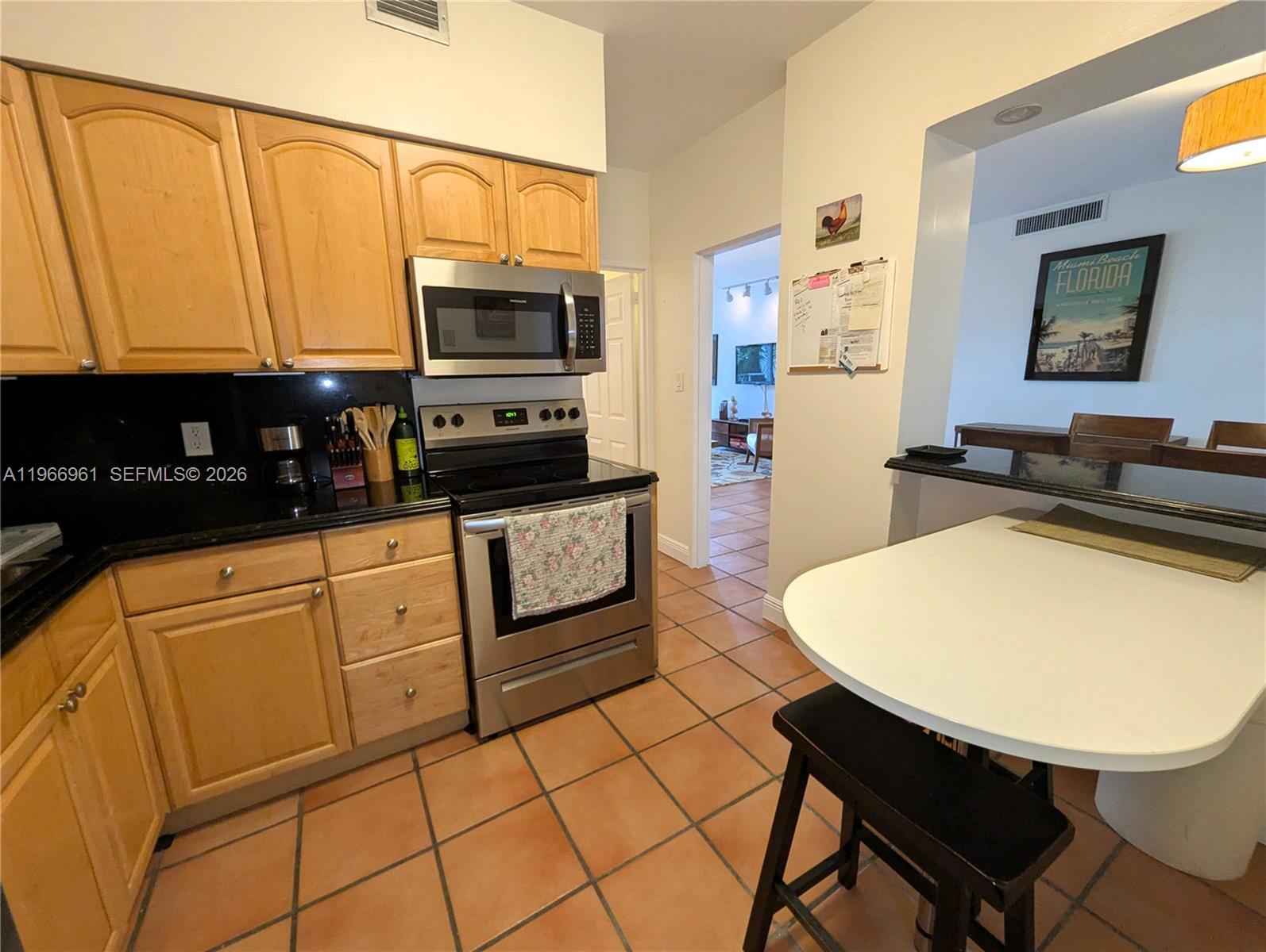 5161 Collins Ave #208, Miami Beach FL 33140