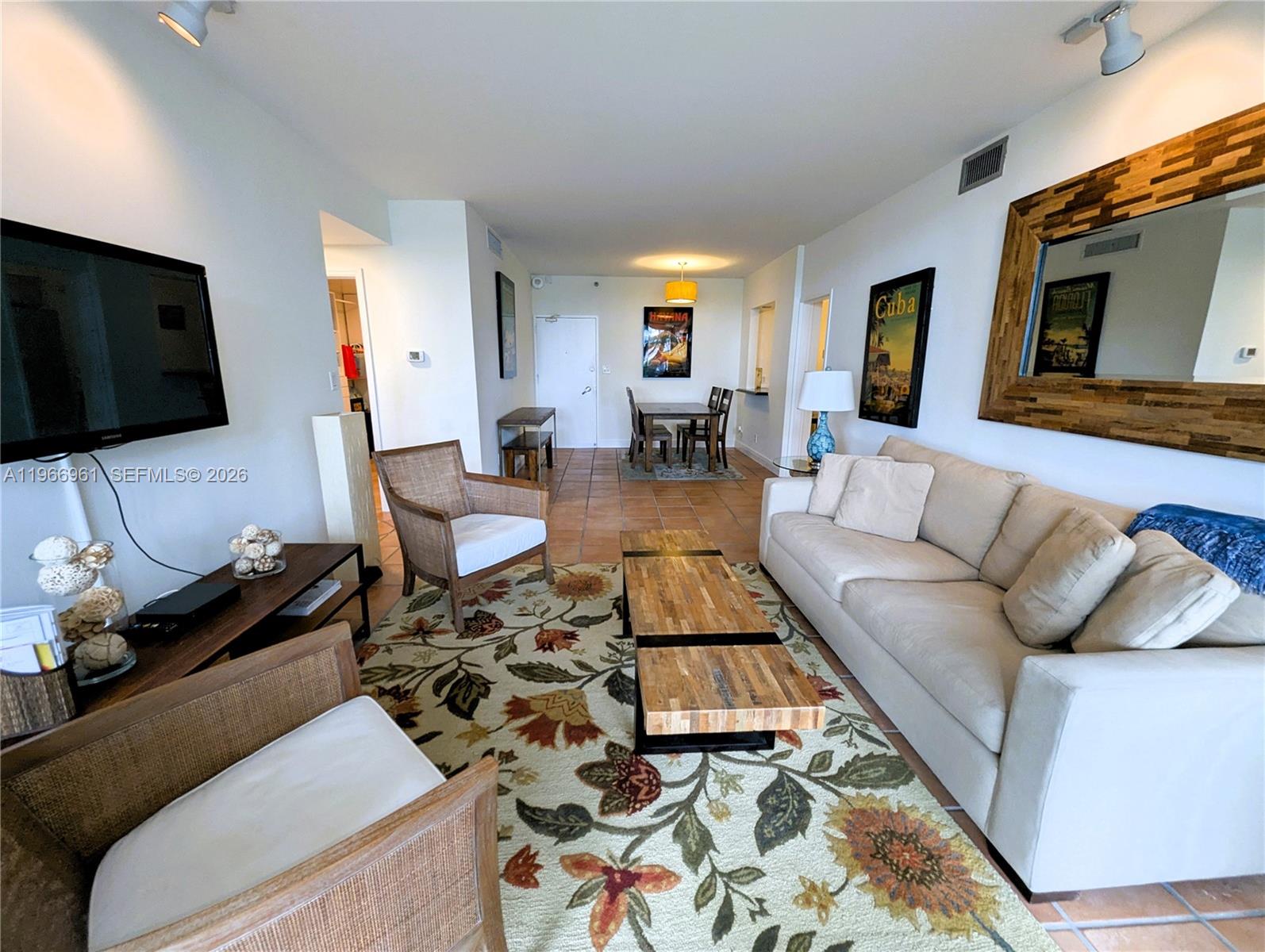 5161 Collins Ave #208, Miami Beach FL 33140