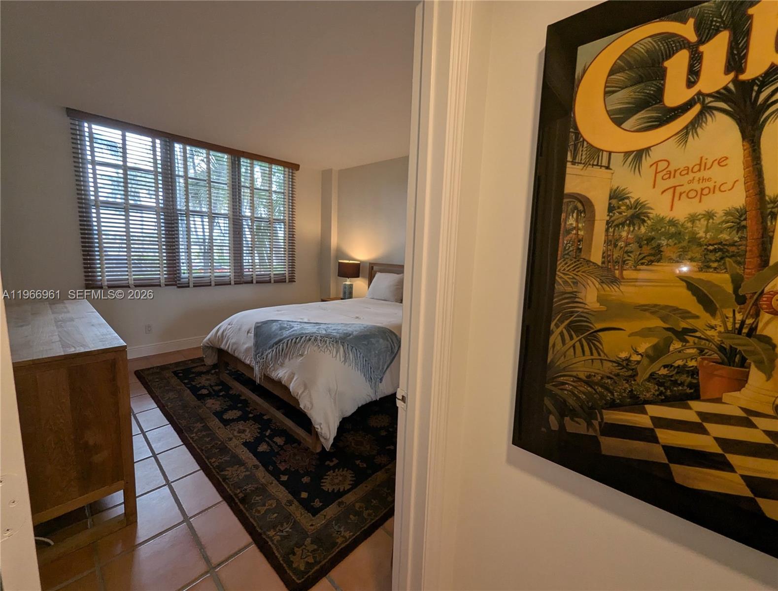 5161 Collins Ave #208, Miami Beach FL 33140