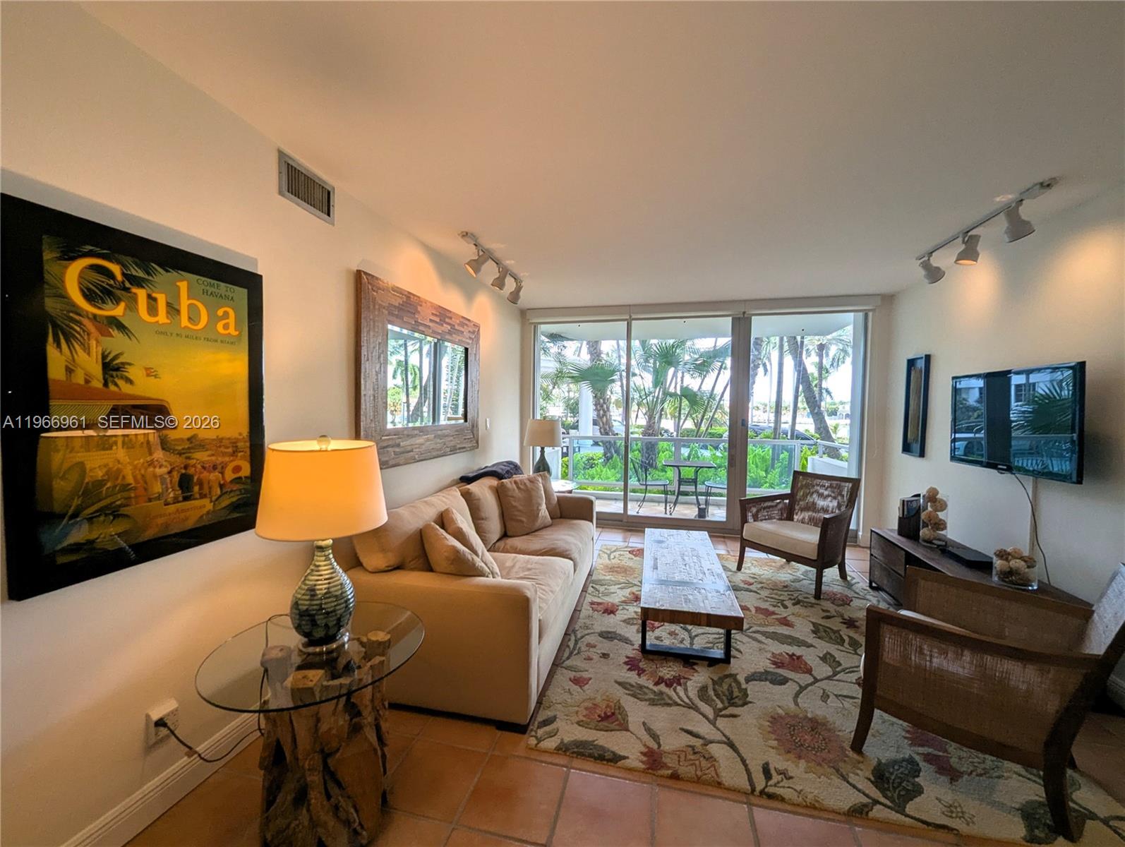 5161 Collins Ave #208, Miami Beach FL 33140
