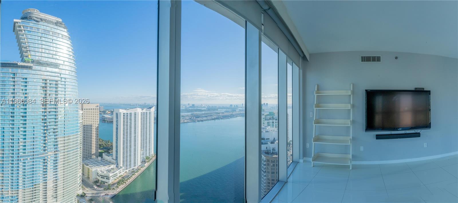 465 Brickell Ave #4802, Miami FL 33131