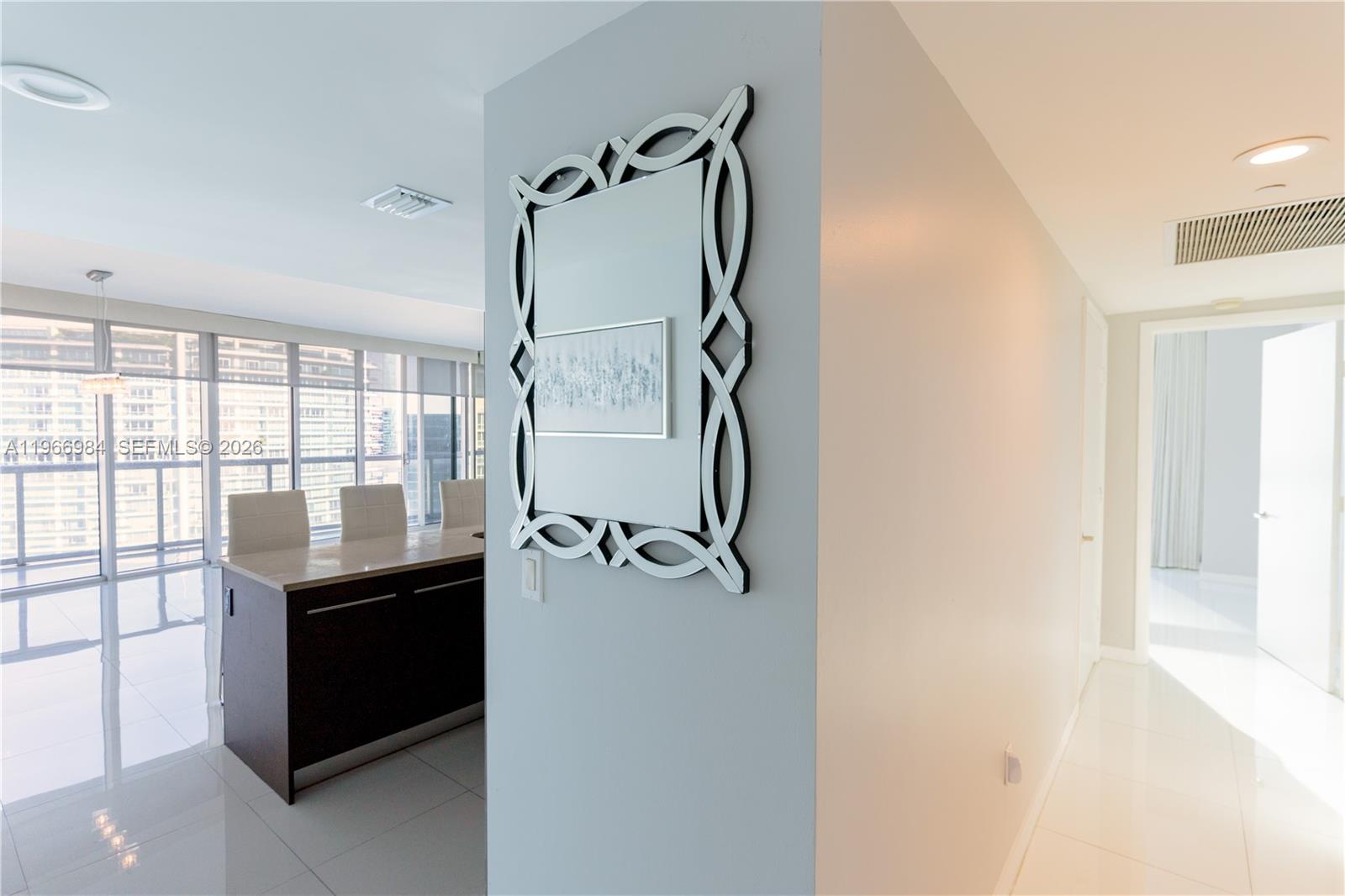 465 Brickell Ave #4802, Miami FL 33131