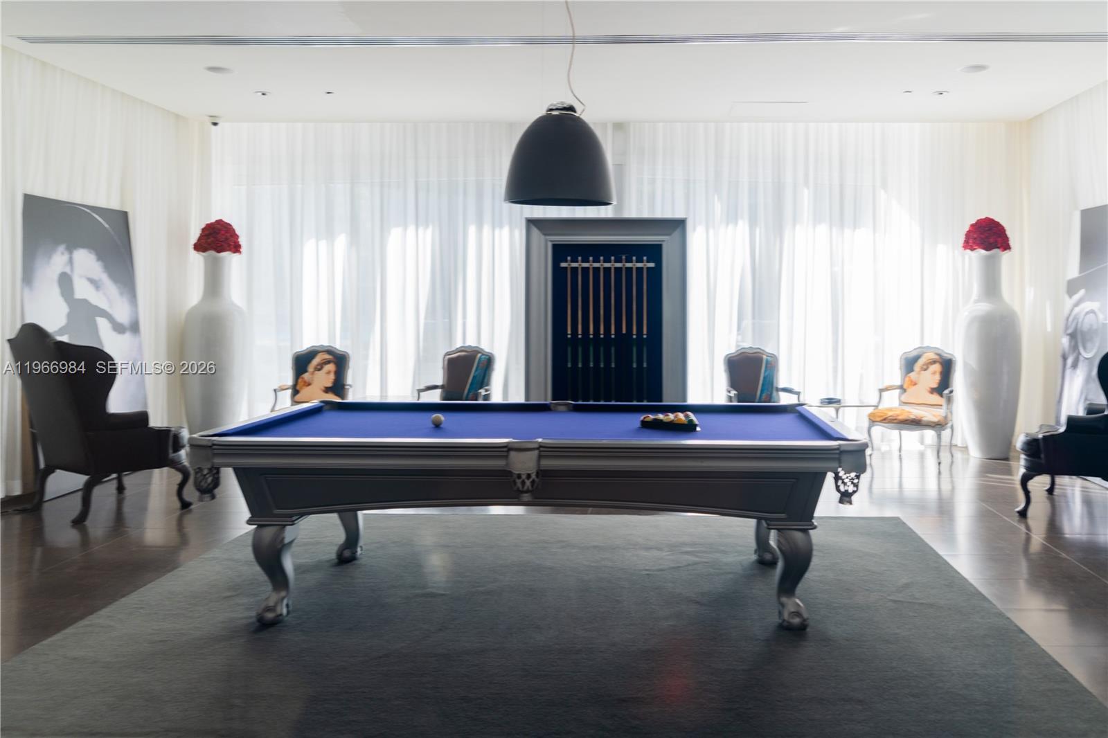 465 Brickell Ave #4802, Miami FL 33131