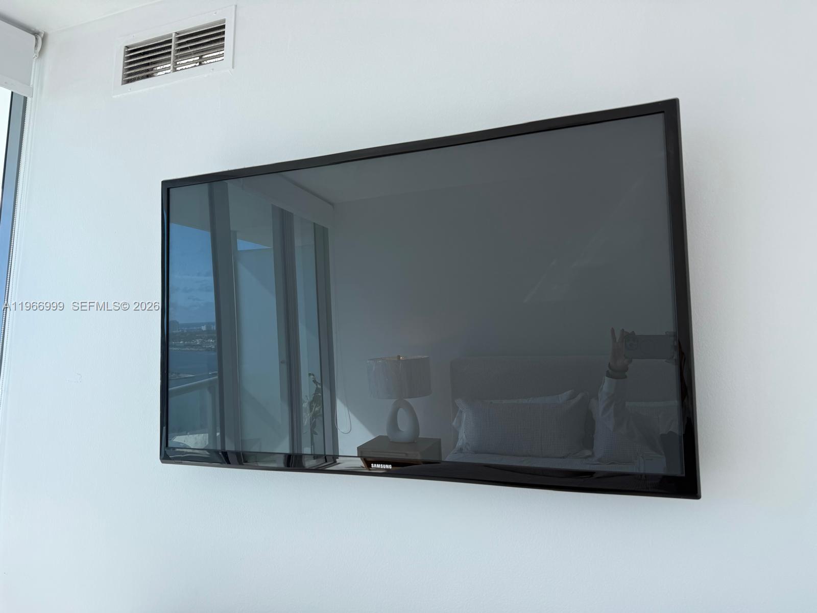 888 Biscayne Blvd #3101, Miami FL 33132