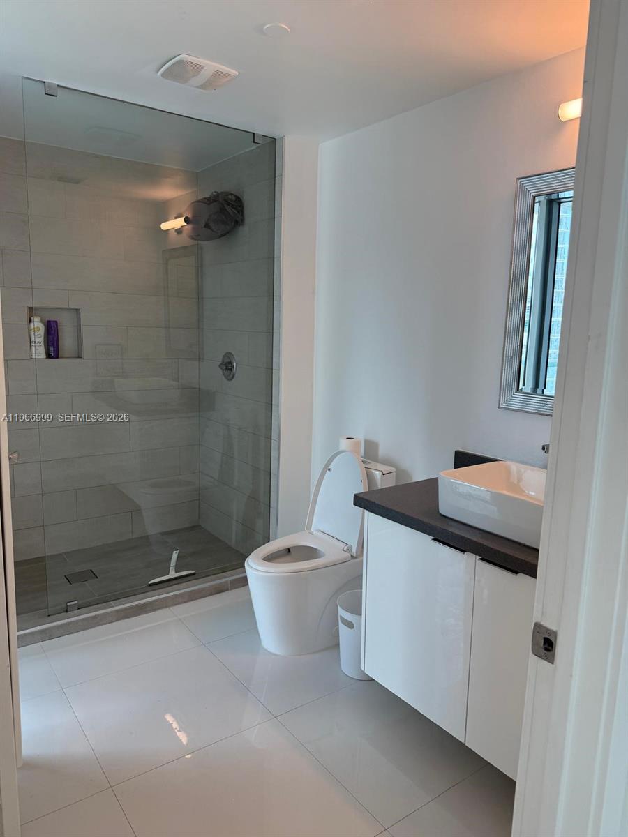 888 Biscayne Blvd #3101, Miami FL 33132