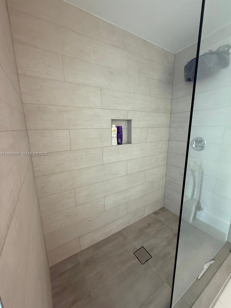 888 Biscayne Blvd #3101, Miami FL 33132