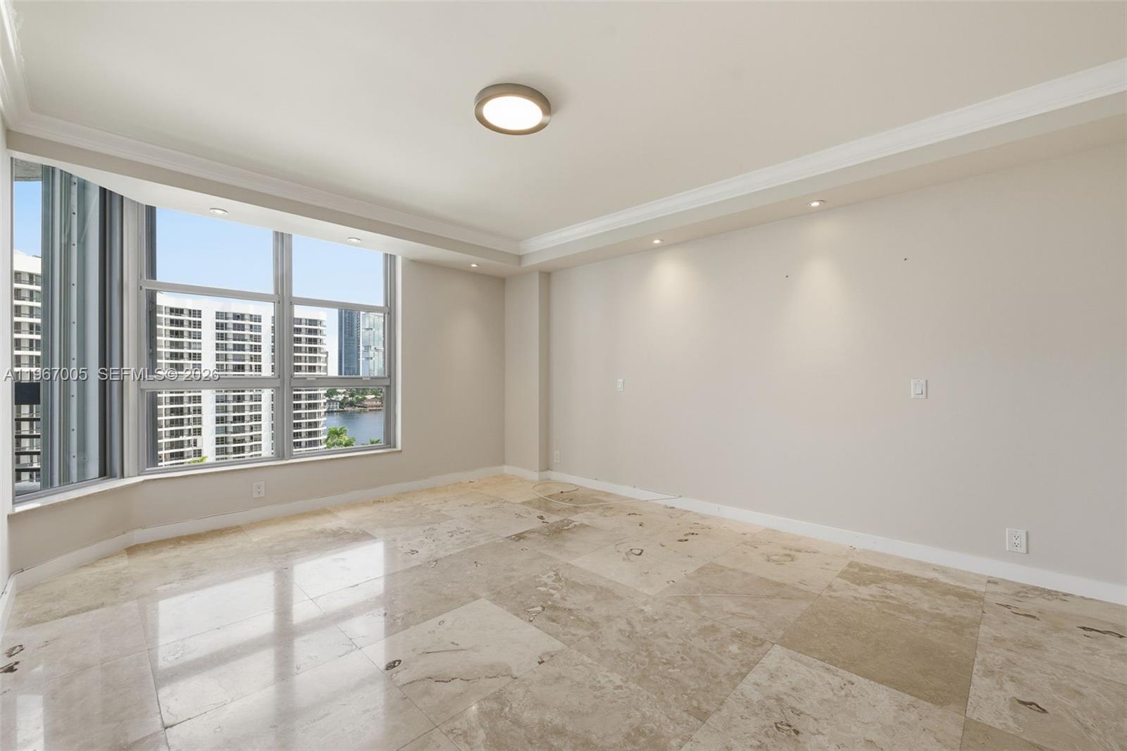 3530 Mystic Pointe Dr #1212, Aventura FL 33180