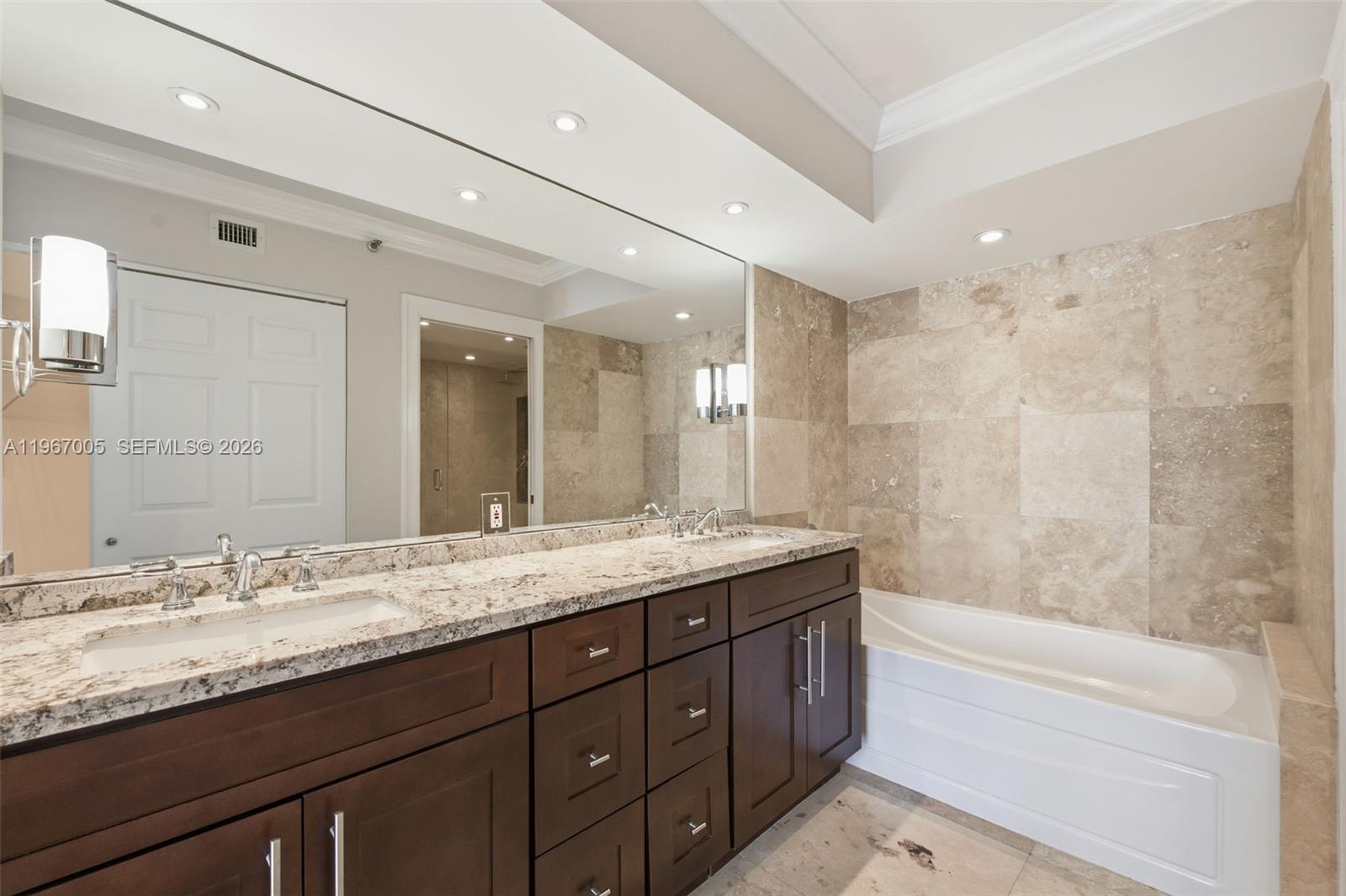 3530 Mystic Pointe Dr #1212, Aventura FL 33180