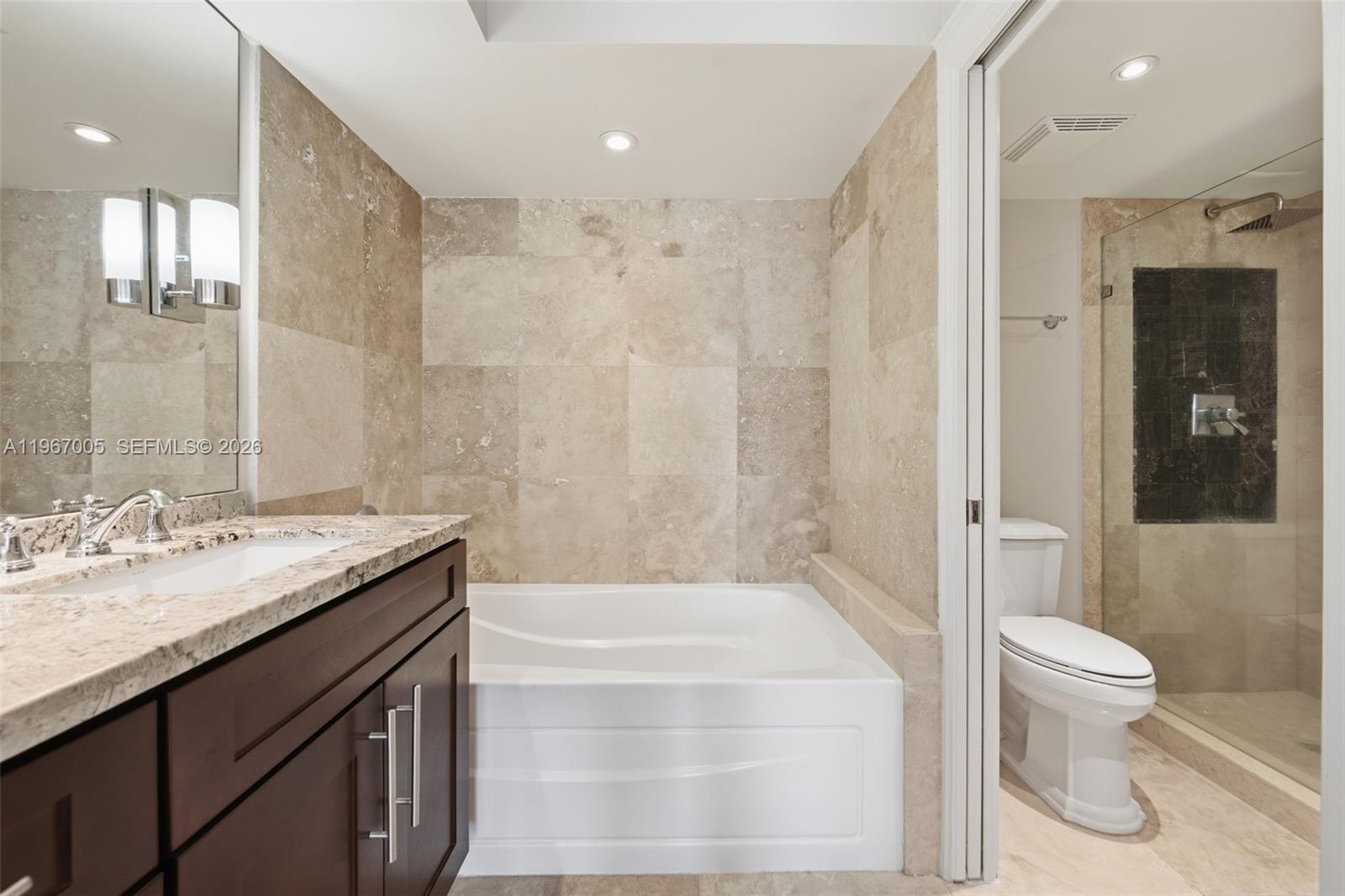 3530 Mystic Pointe Dr #1212, Aventura FL 33180