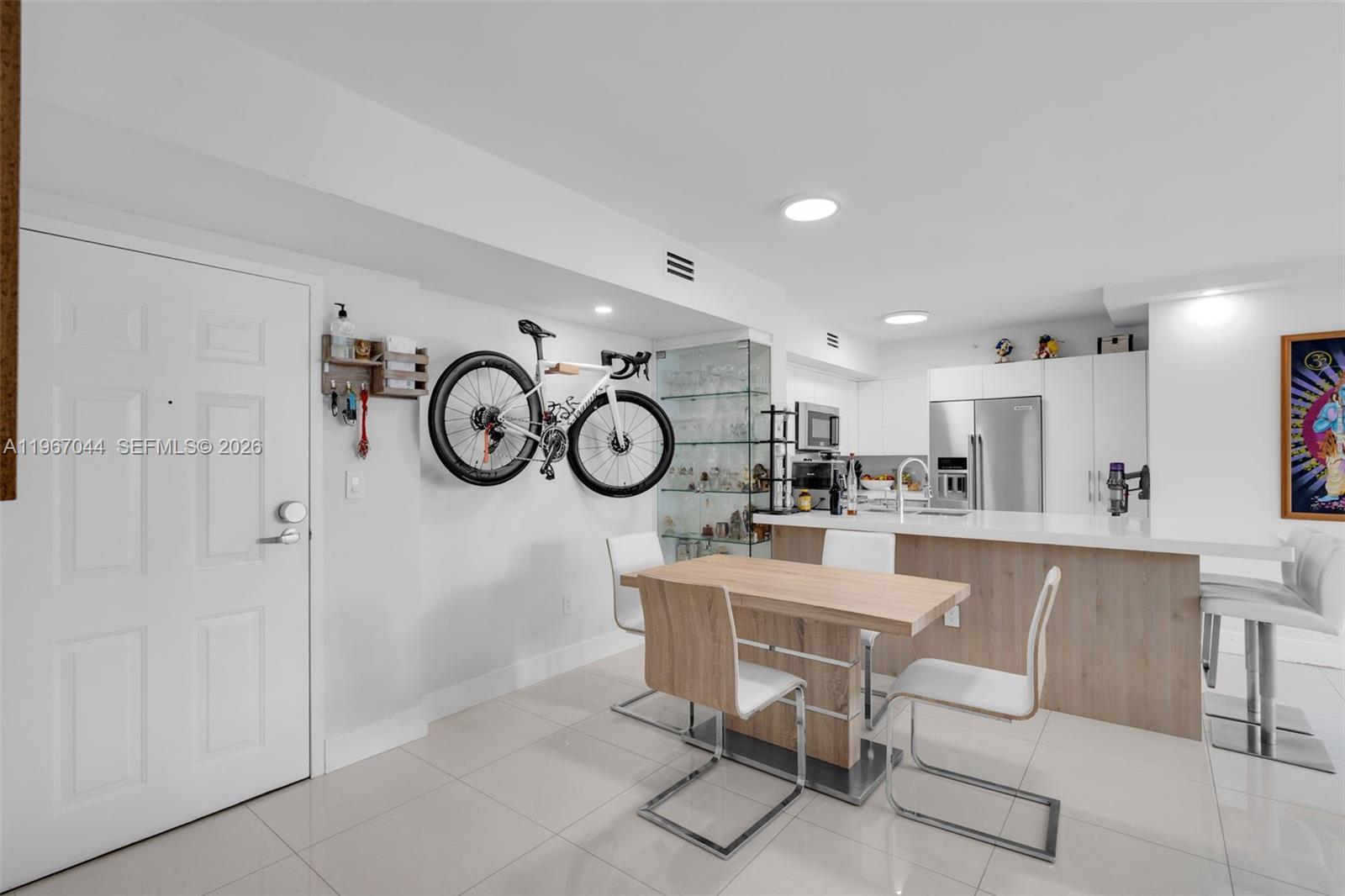 1155 Brickell Bay Dr #303, Miami FL 33131