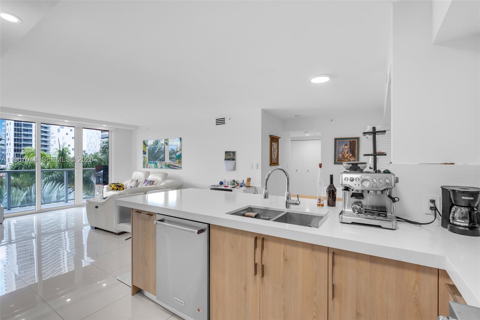 1155 Brickell Bay Dr #303, Miami FL 33131
