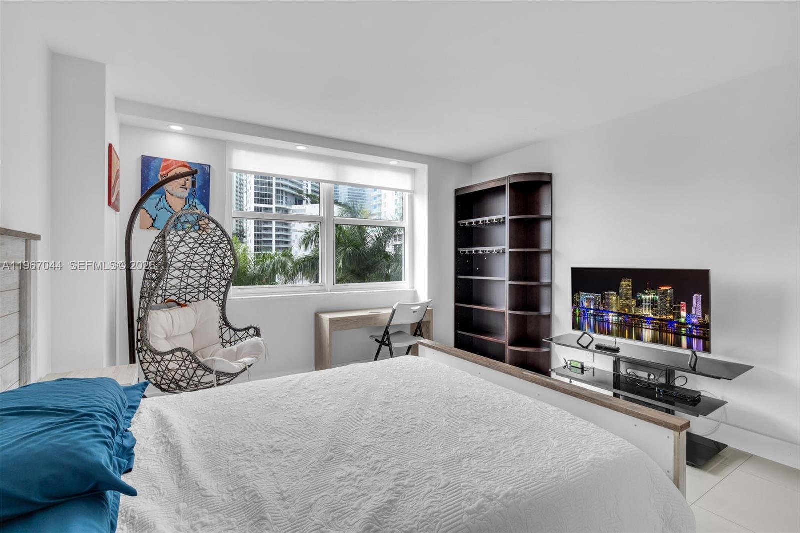 1155 Brickell Bay Dr #303, Miami FL 33131