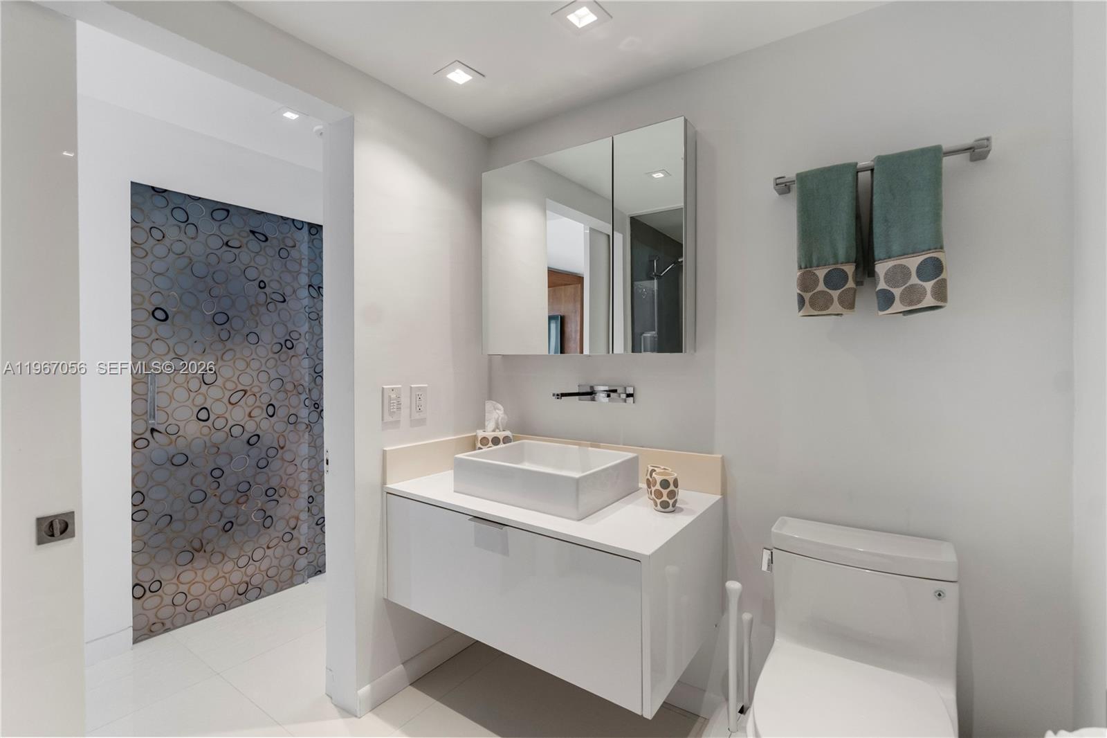 4779 COLLINS AV #3701, Miami Beach FL 33140