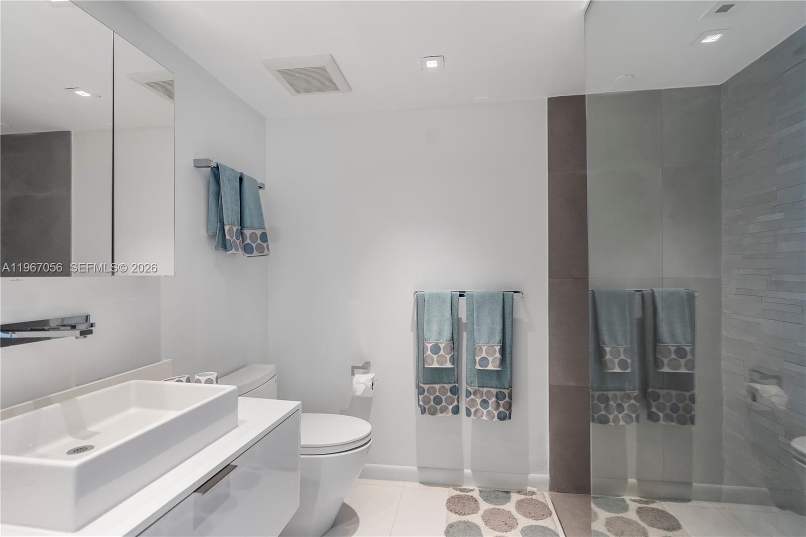 4779 COLLINS AV #3701, Miami Beach FL 33140