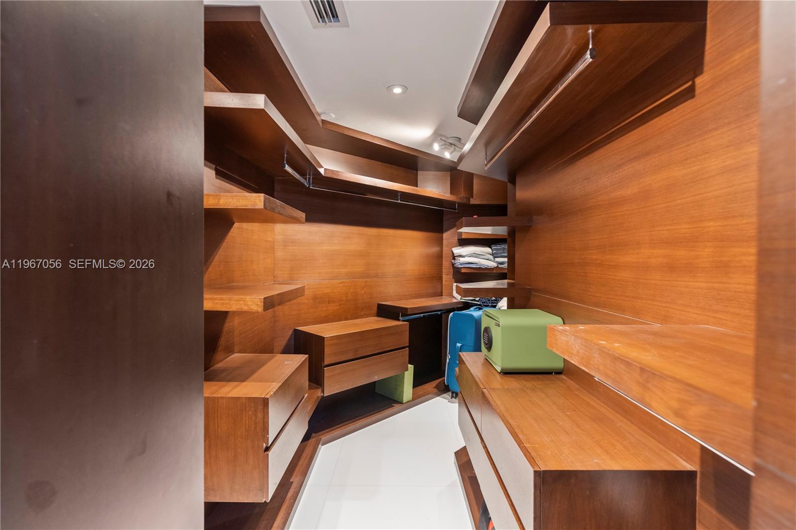 4779 COLLINS AV #3701, Miami Beach FL 33140