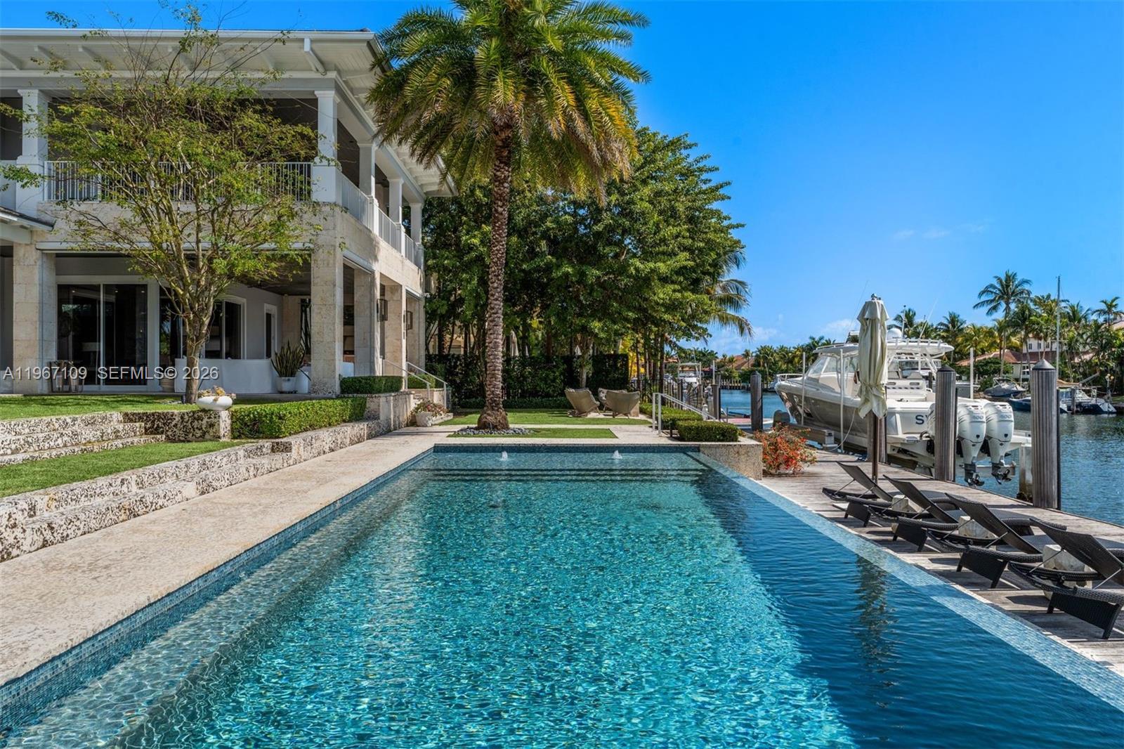 550 Marquesa Dr, Coral Gables FL 33156
