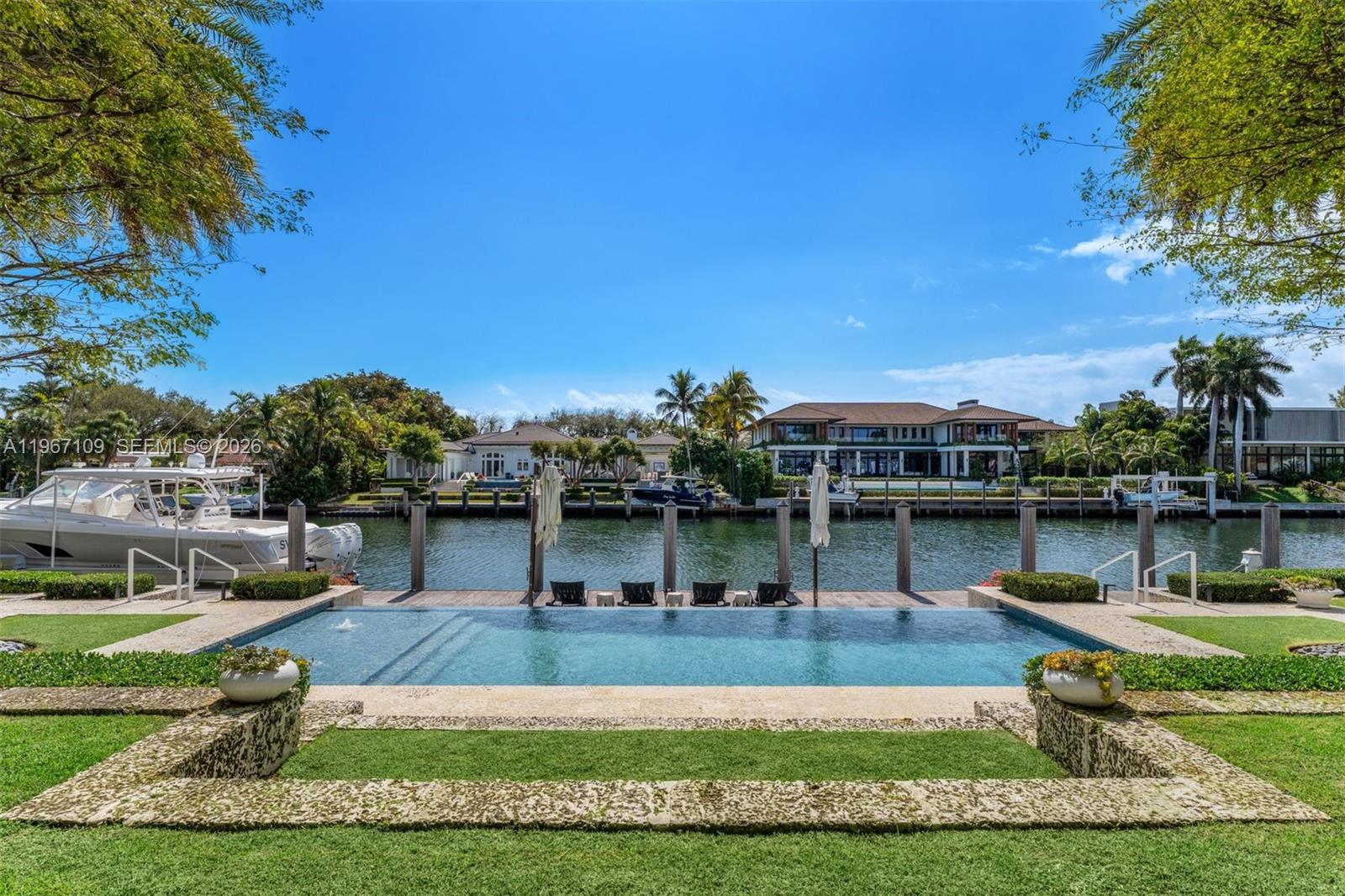 550 Marquesa Dr, Coral Gables FL 33156