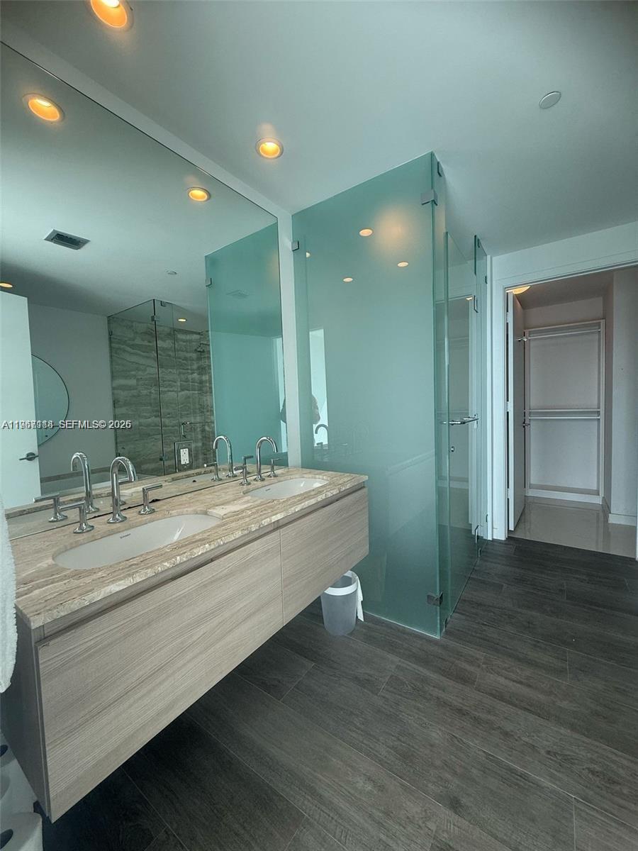2900 NE 7th Ave #2709, Miami FL 33137