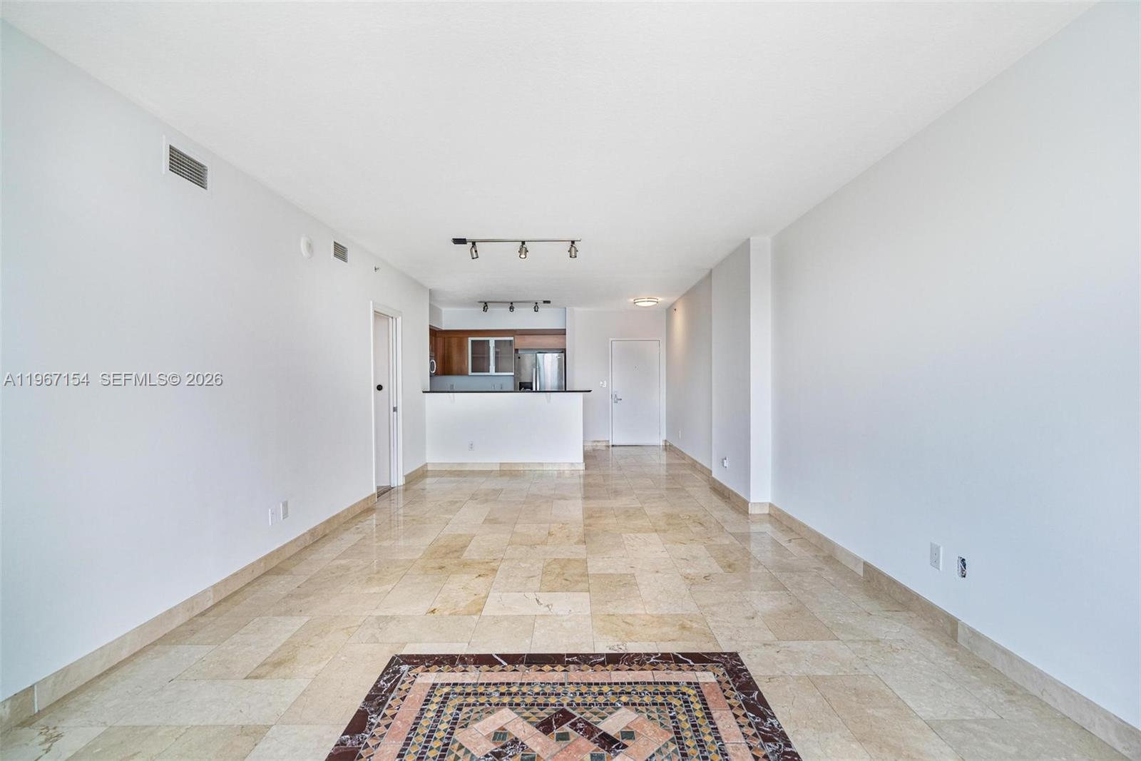 325 S Biscayne Blvd #4115, Miami FL 33131