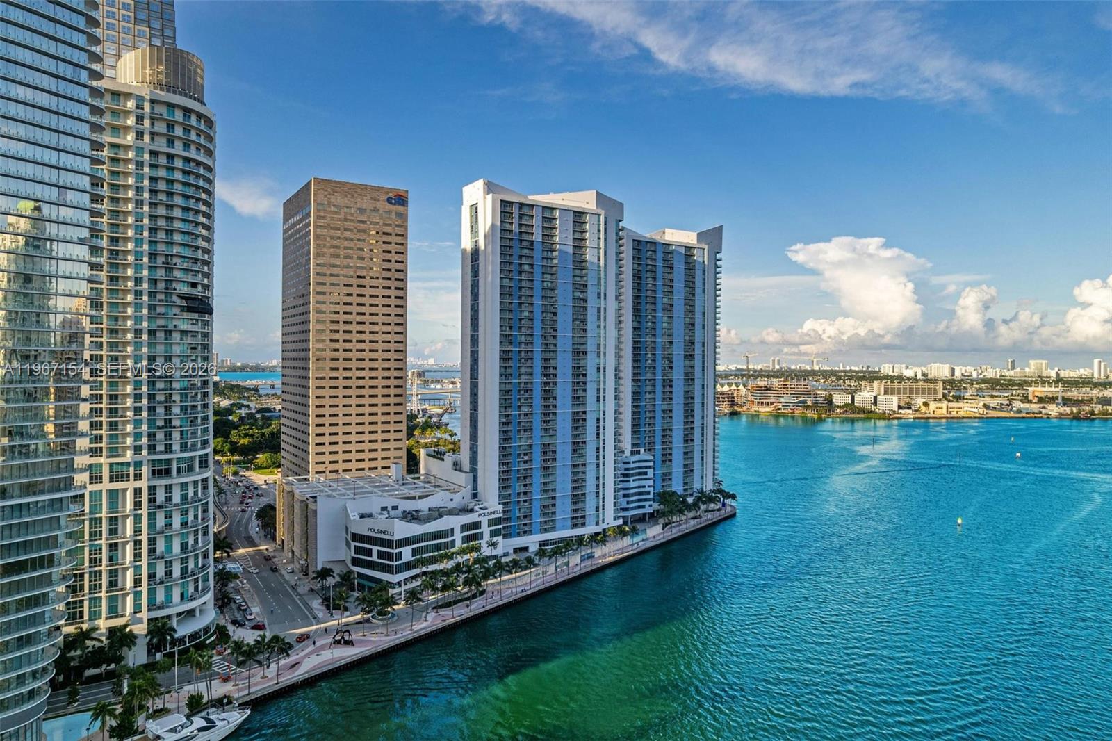 325 S Biscayne Blvd #4115, Miami FL 33131