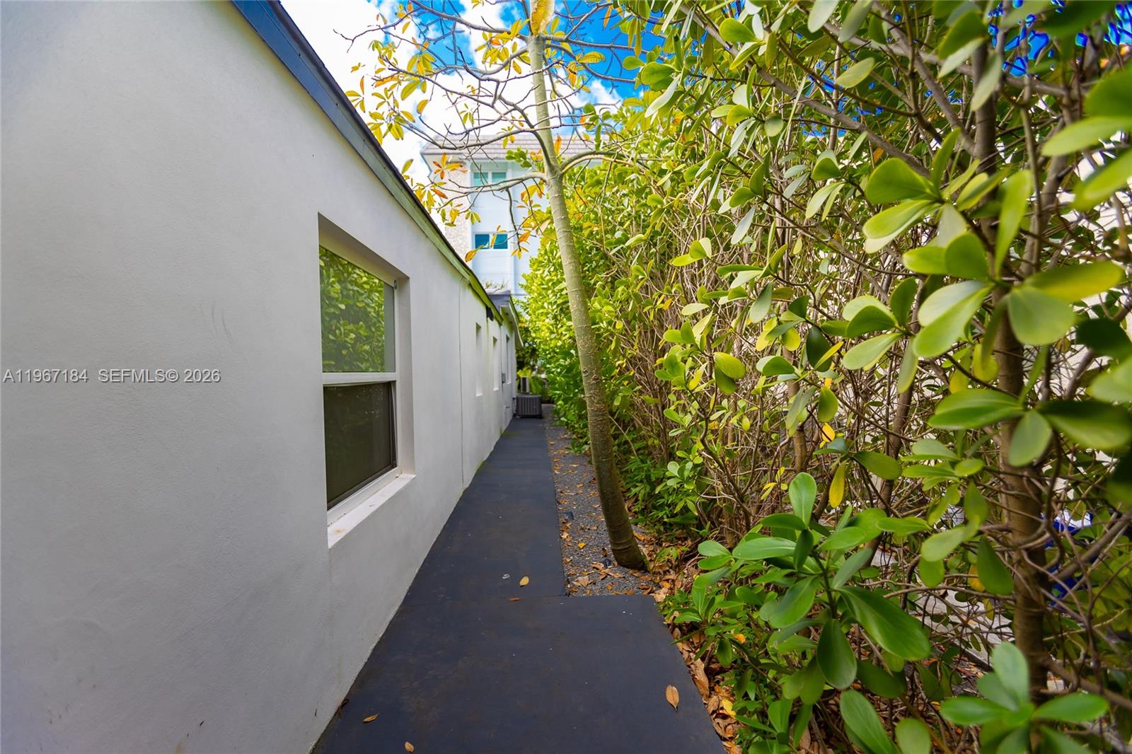 814 Monterey St, Coral Gables FL 33134