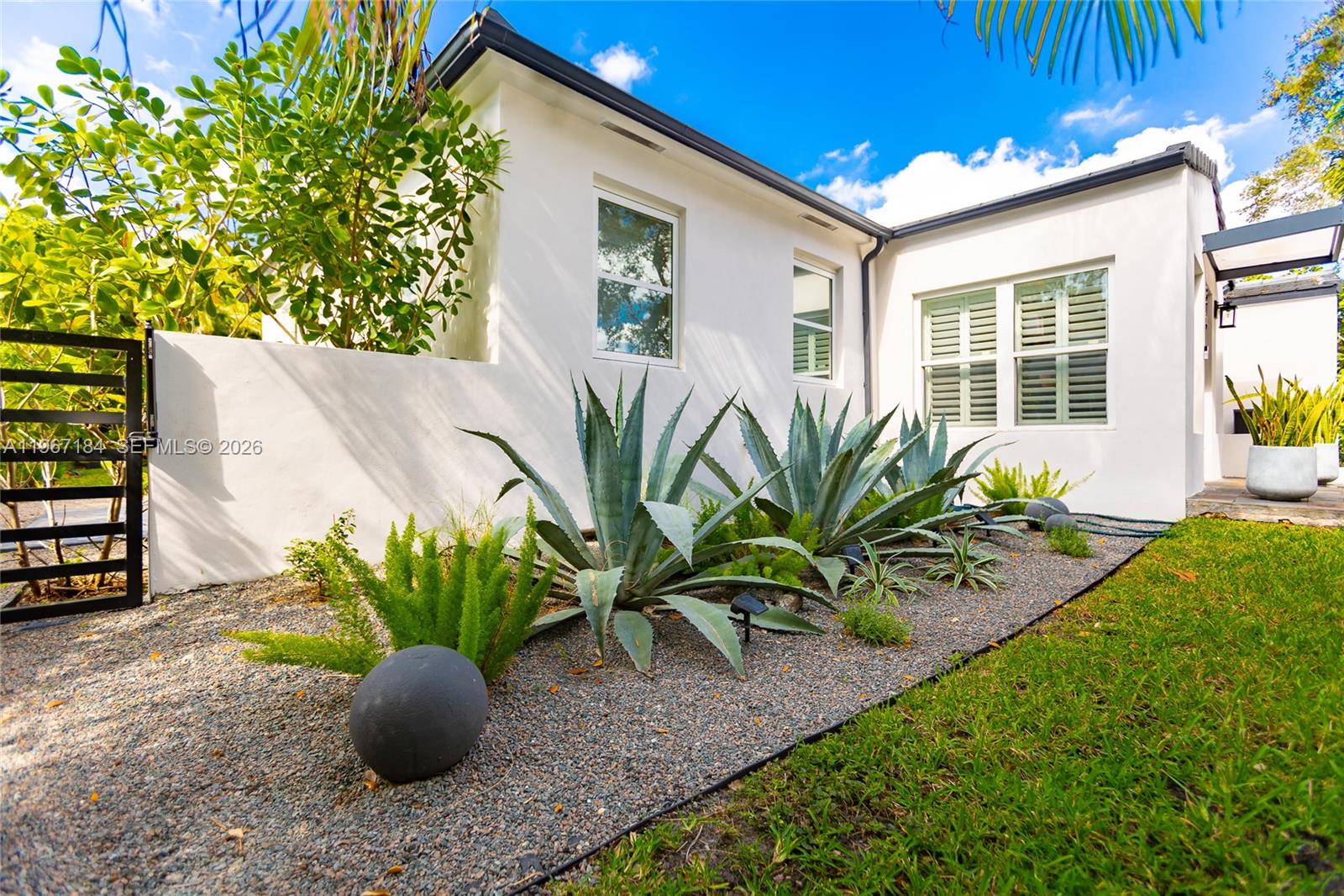 814 Monterey St, Coral Gables FL 33134
