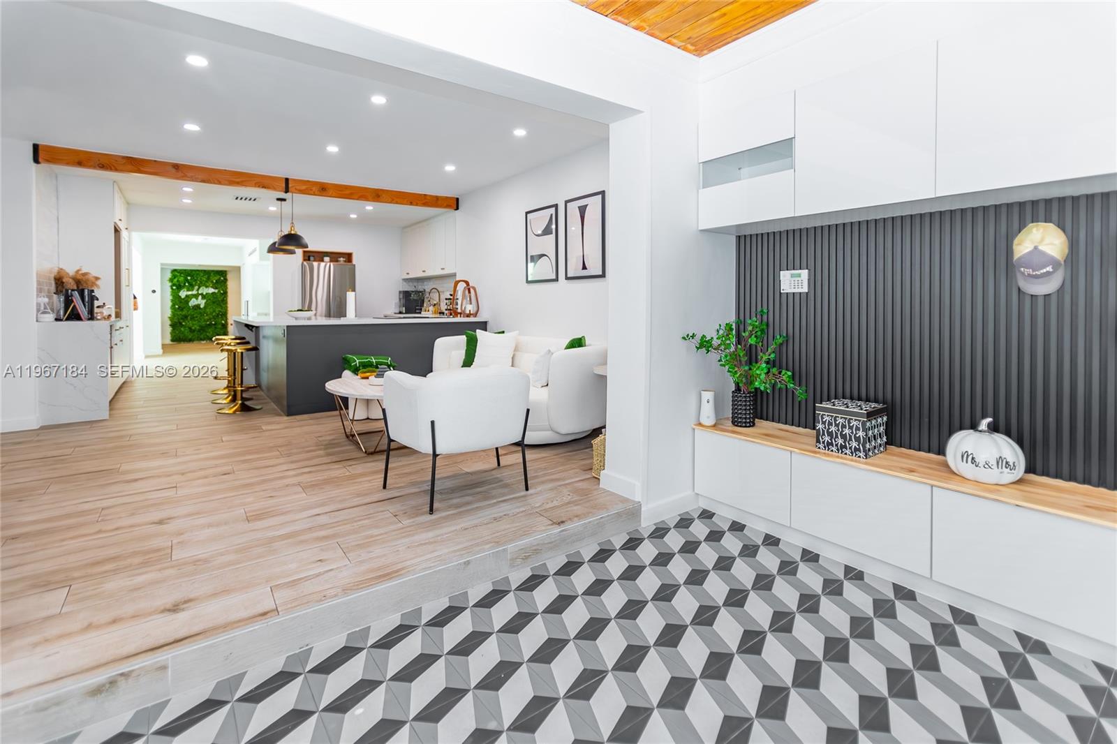 814 Monterey St, Coral Gables FL 33134