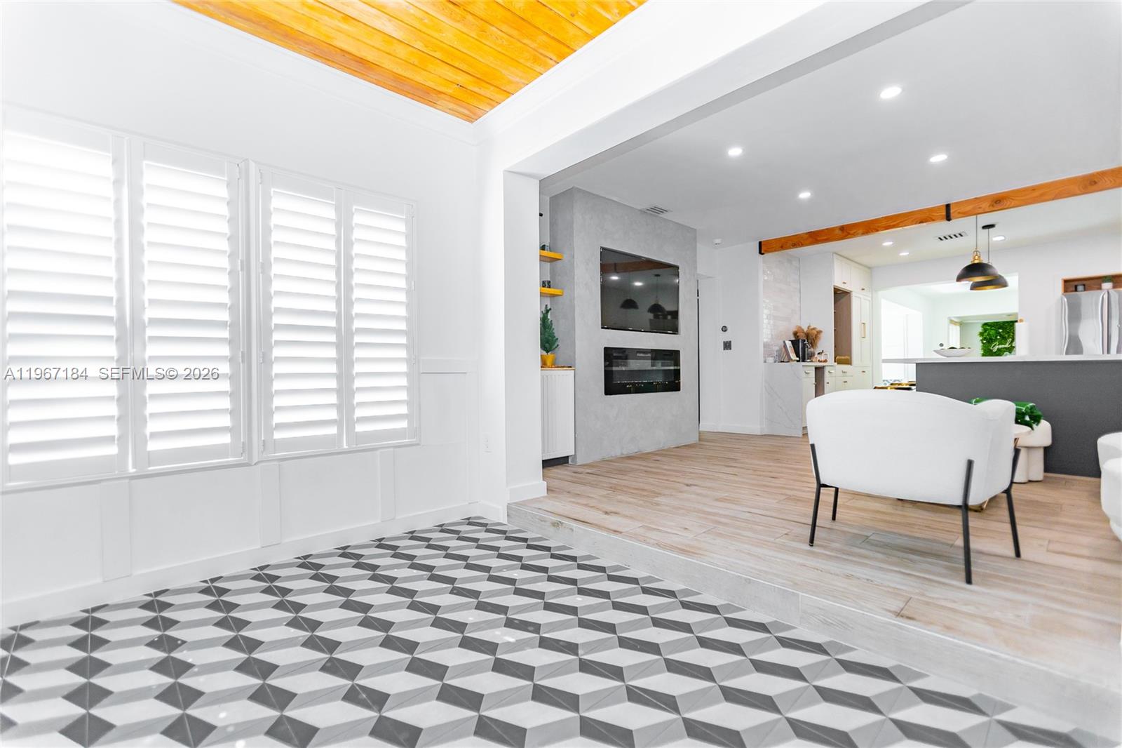 814 Monterey St, Coral Gables FL 33134