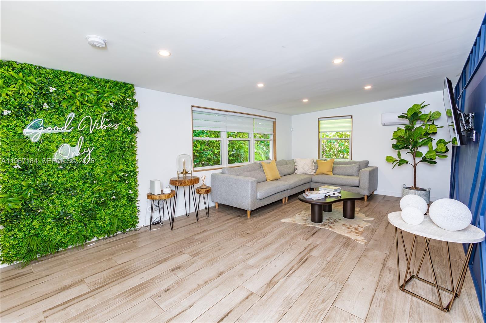 814 Monterey St, Coral Gables FL 33134
