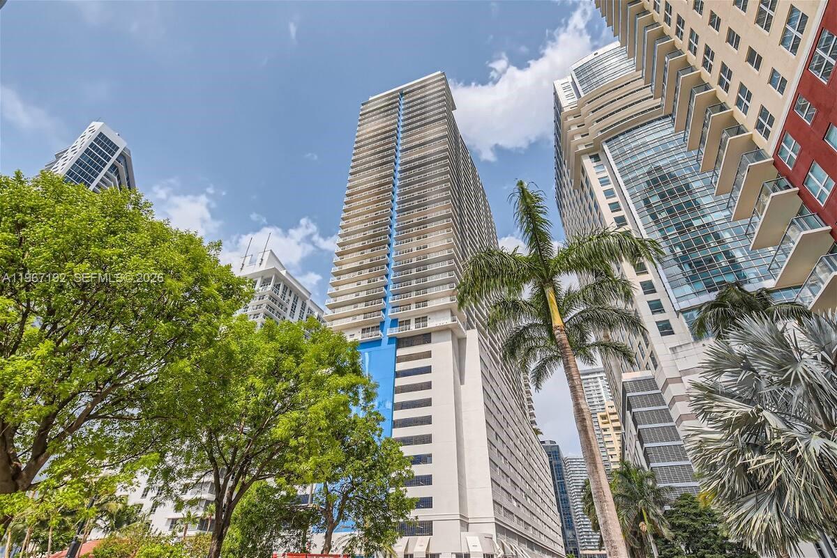 1200 Brickell Bay Dr #3923, Miami FL 33131