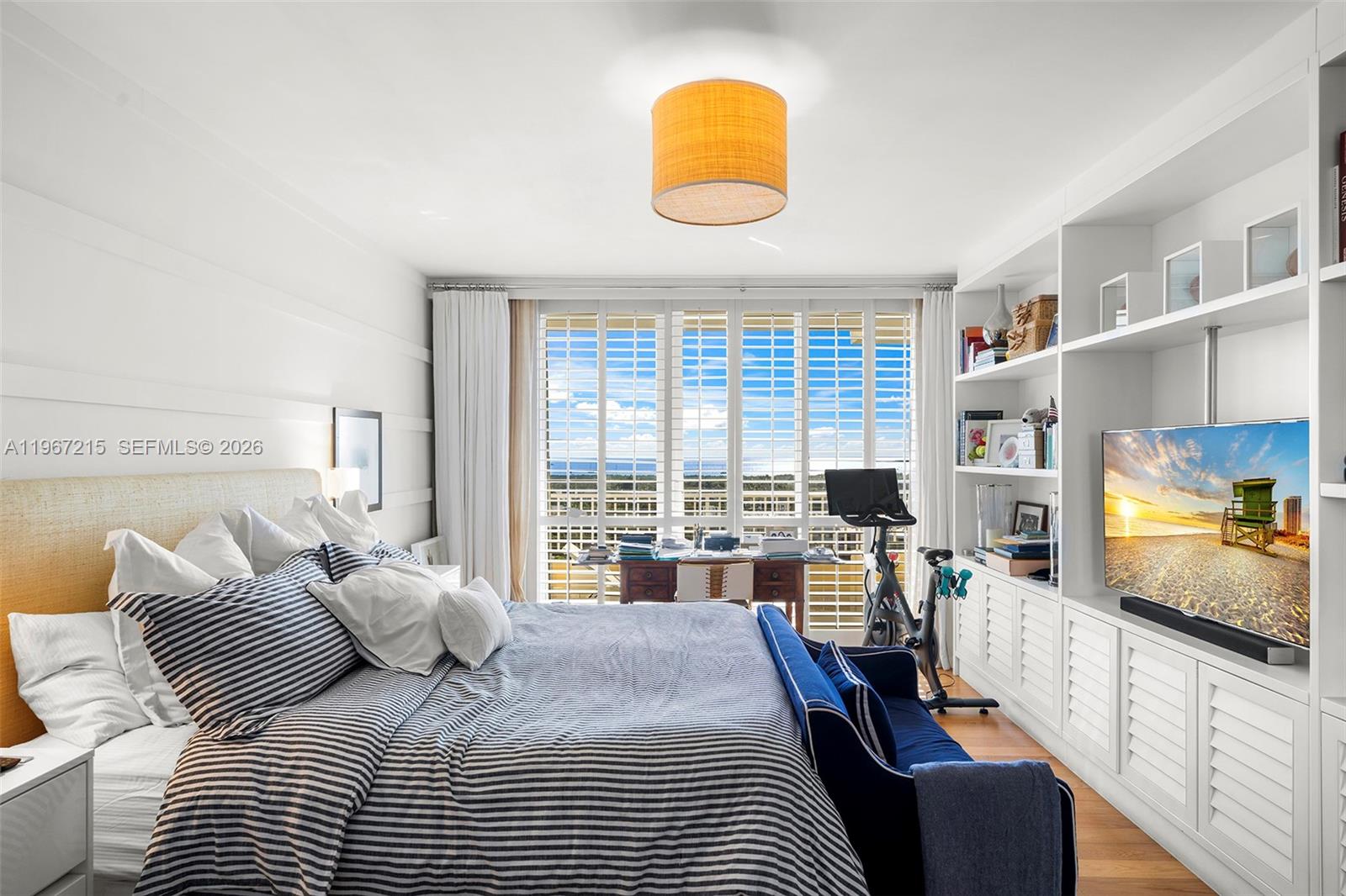 789 Crandon Blvd #1001, Key Biscayne FL 33149