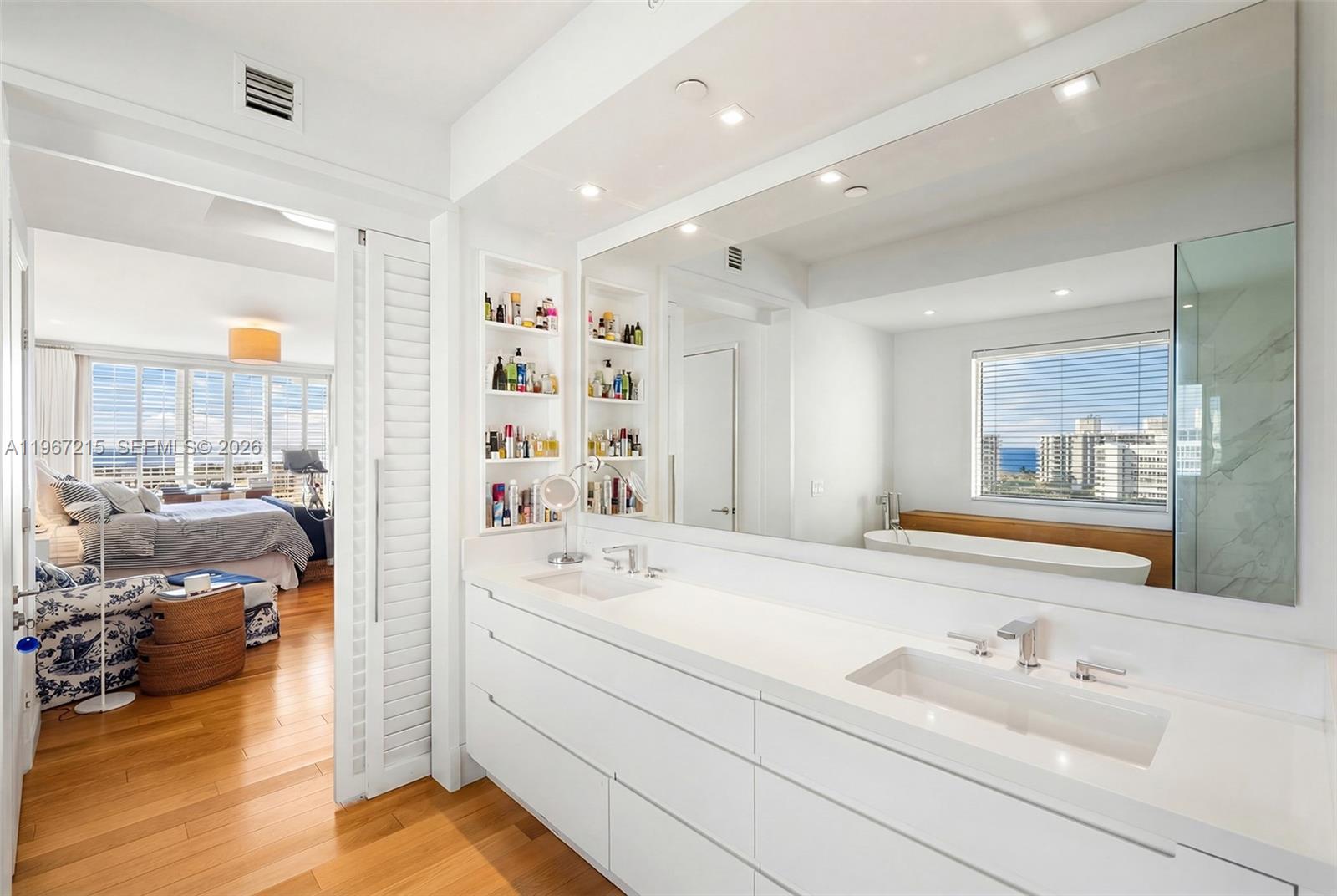 789 Crandon Blvd #1001, Key Biscayne FL 33149
