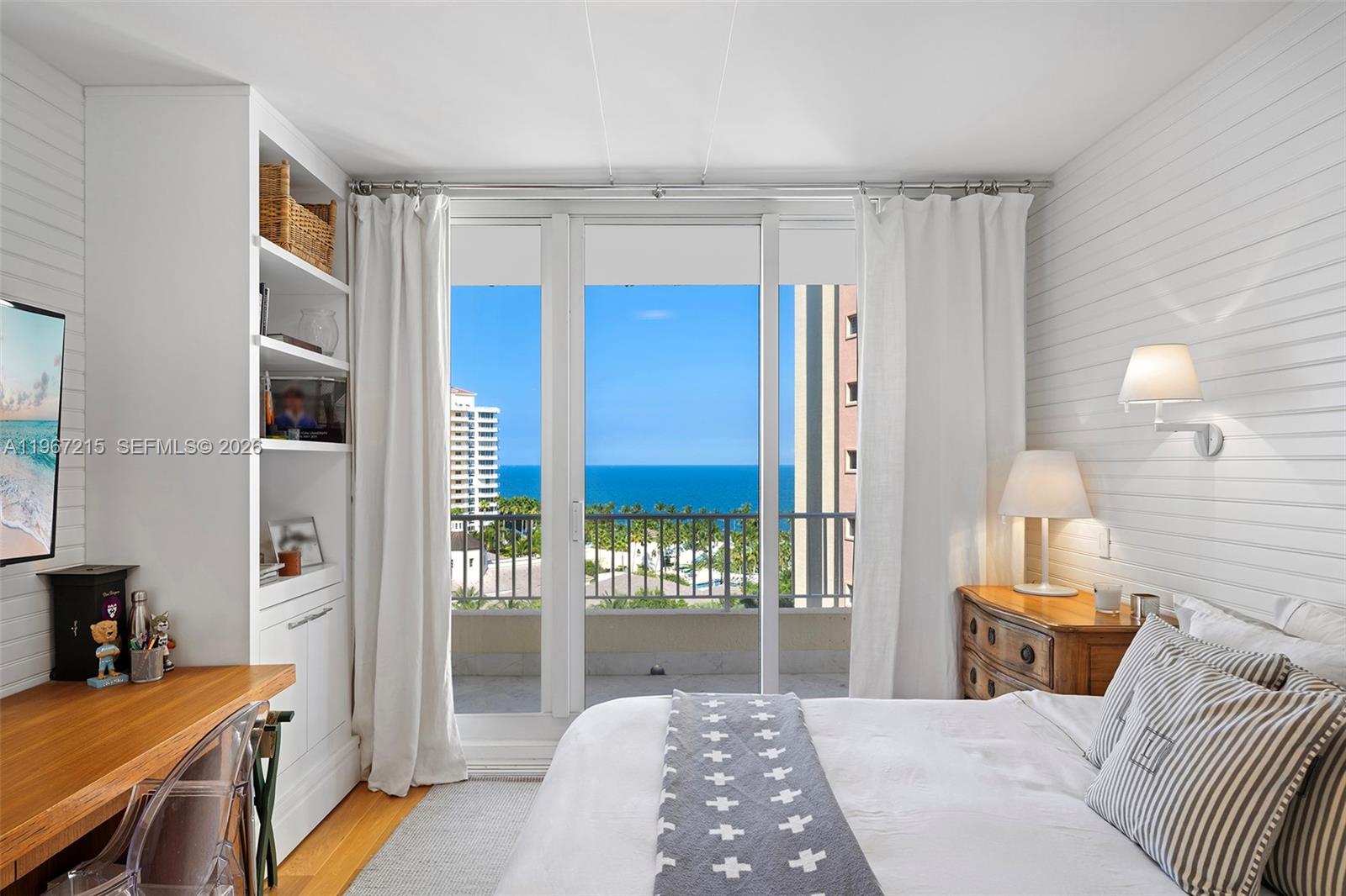 789 Crandon Blvd #1001, Key Biscayne FL 33149