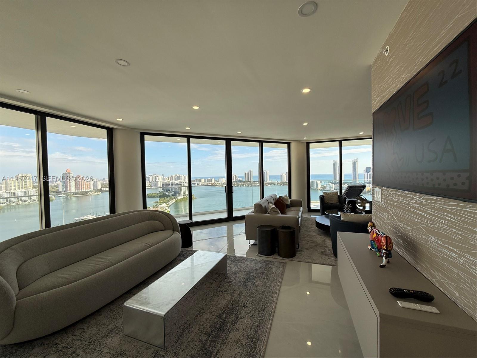 2800 Island Blvd #2804, Aventura FL 33160
