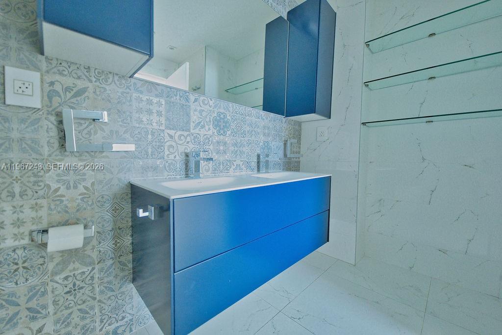 3250 NE 1st Ave #1115, Miami FL 33137