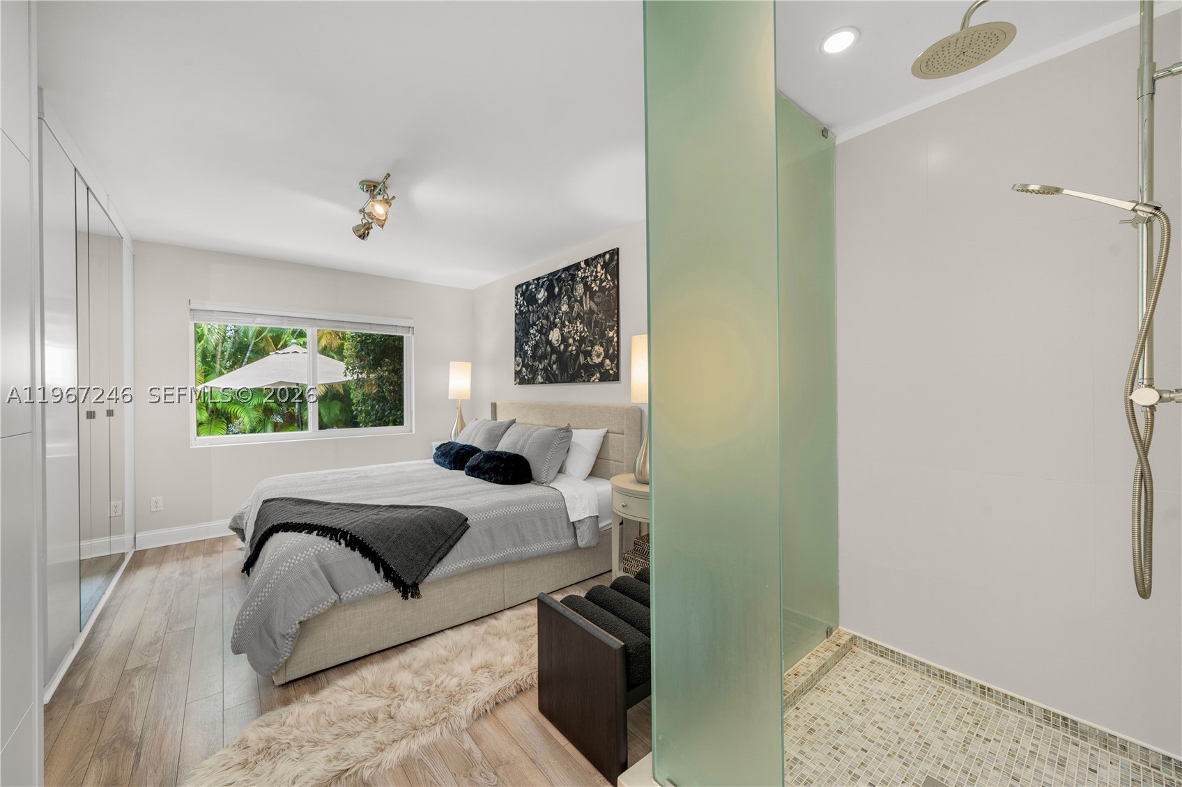 736 W 51 st, Miami Beach FL 33140
