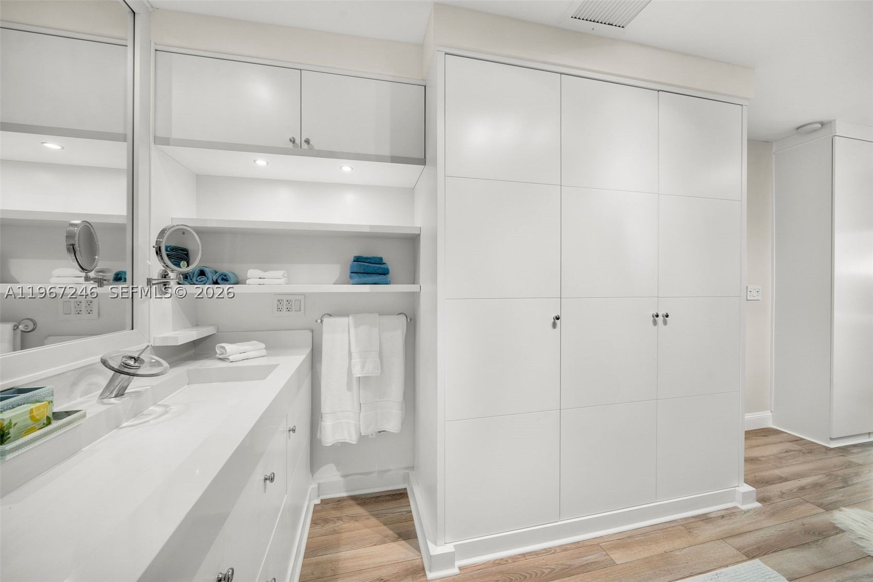 736 W 51 st, Miami Beach FL 33140