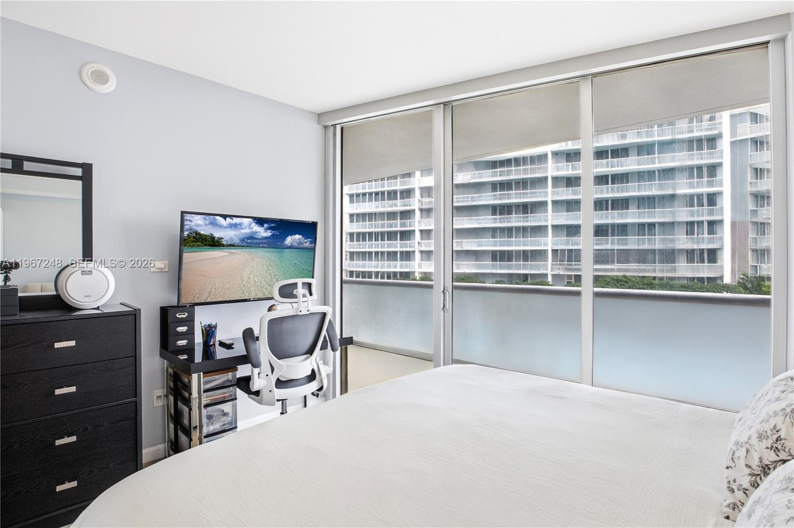 495 Brickell Ave #1608, Miami FL 33131