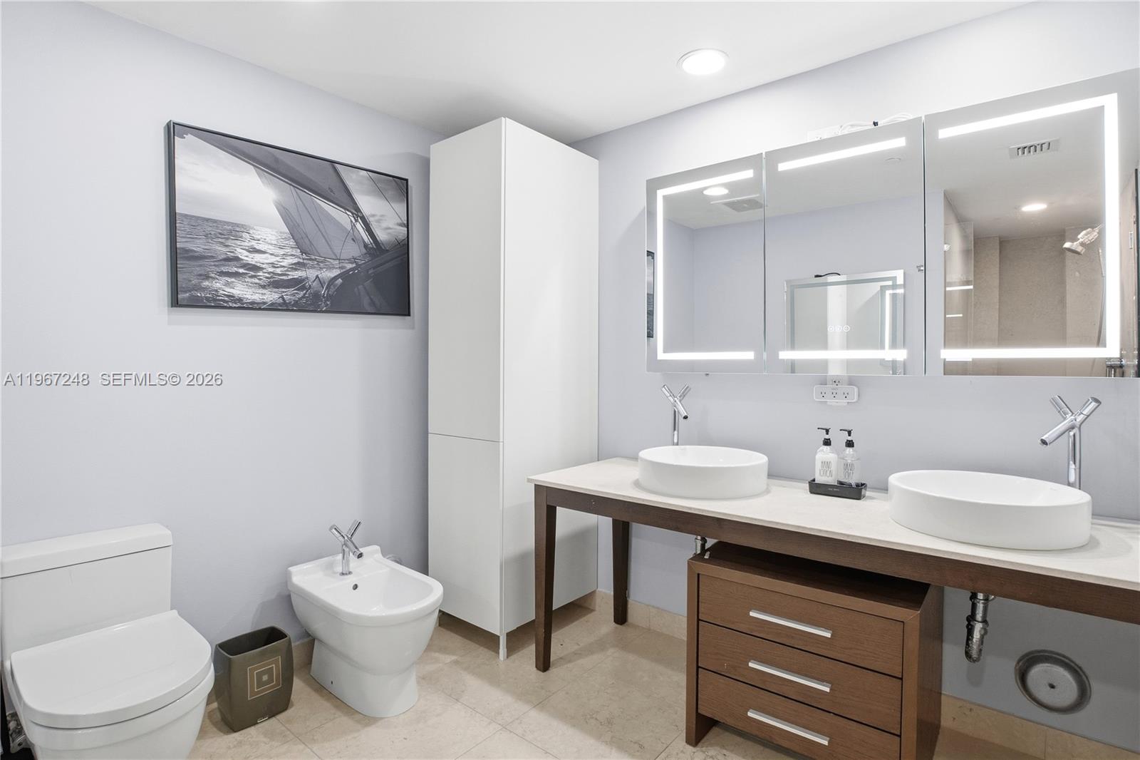 495 Brickell Ave #1608, Miami FL 33131