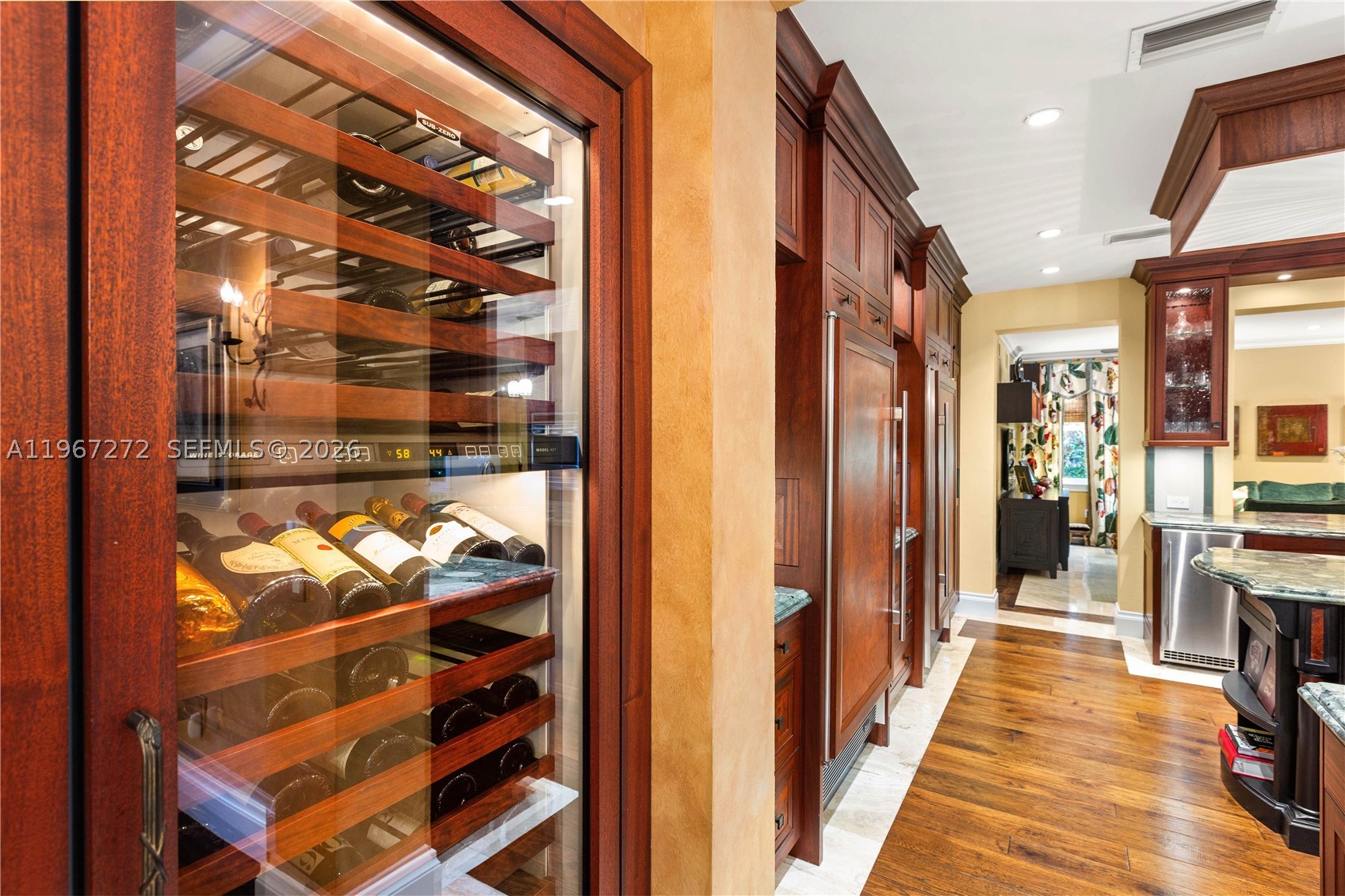 4867 SW 82nd St, Miami FL 33143