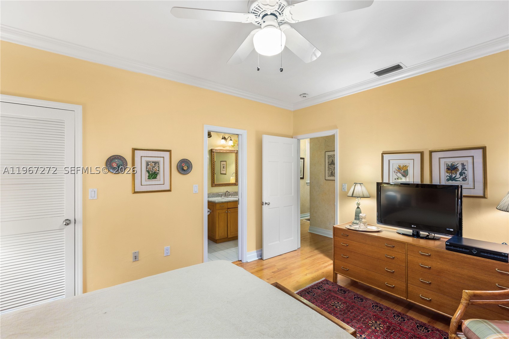 4867 SW 82nd St, Miami FL 33143