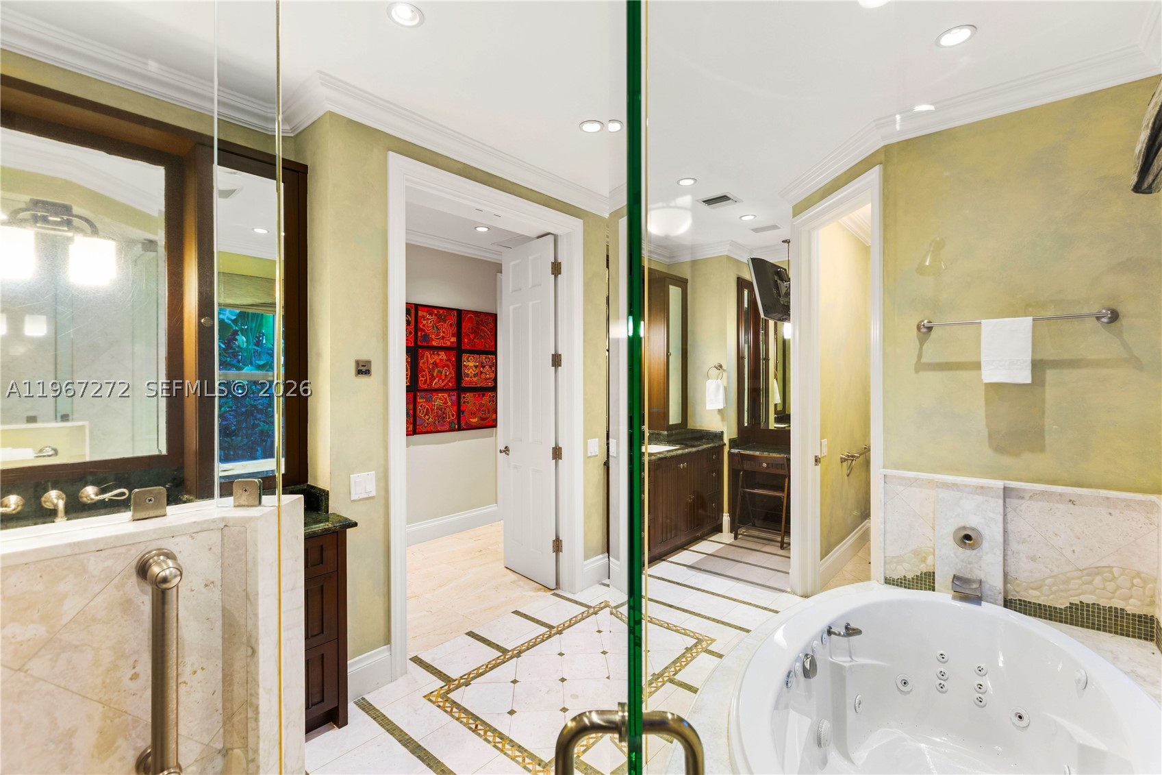4867 SW 82nd St, Miami FL 33143